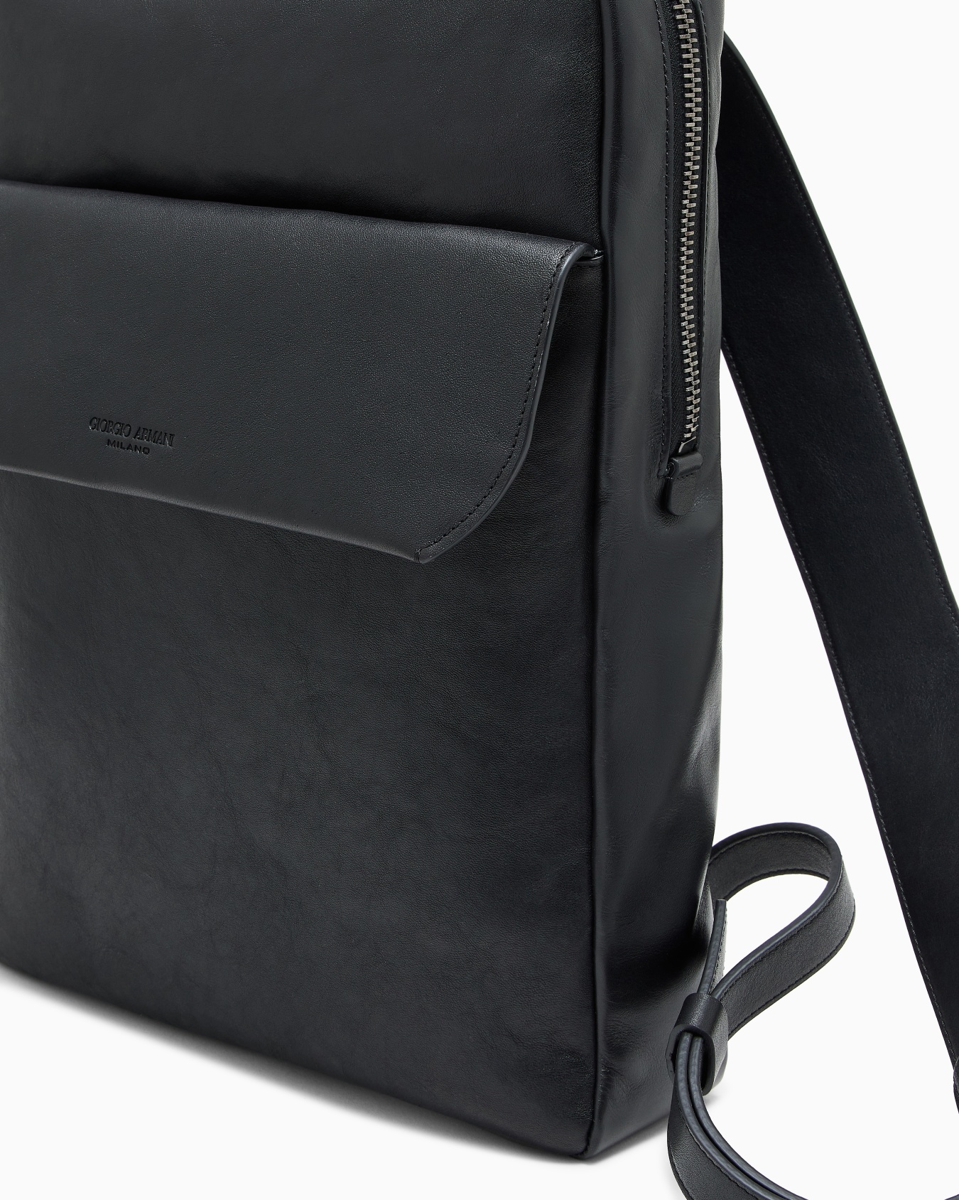 Backpack in leather Slide 4