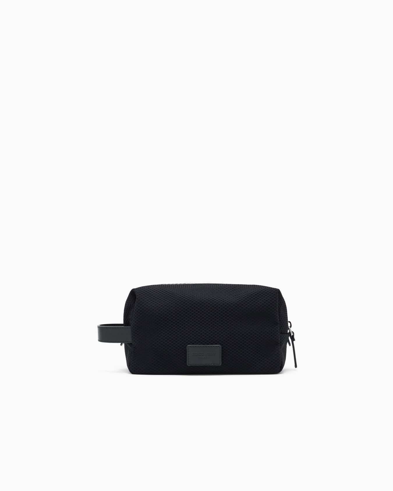 Beauty case in mesh and leather Slide 0