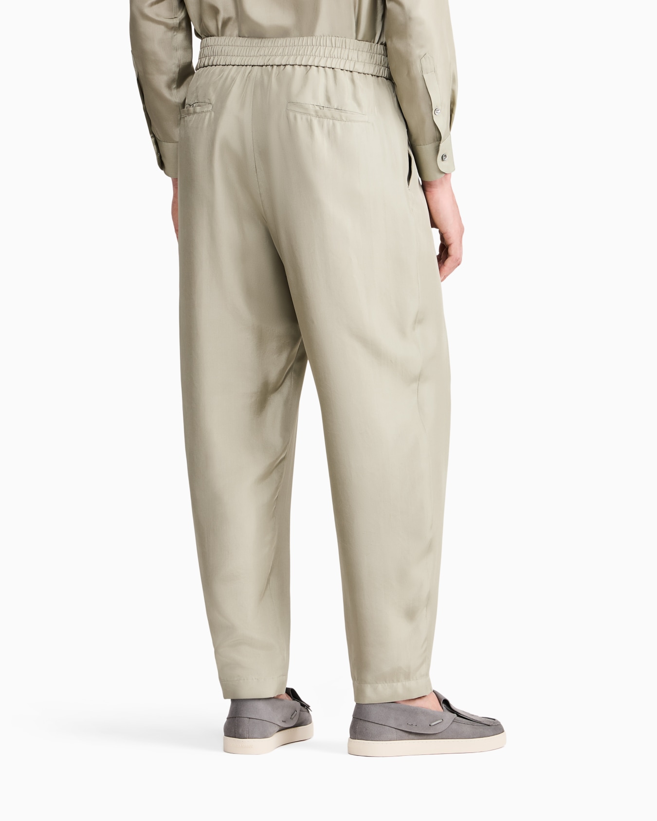 Trouser regular fit silk habotai with cupro lining Slide 5