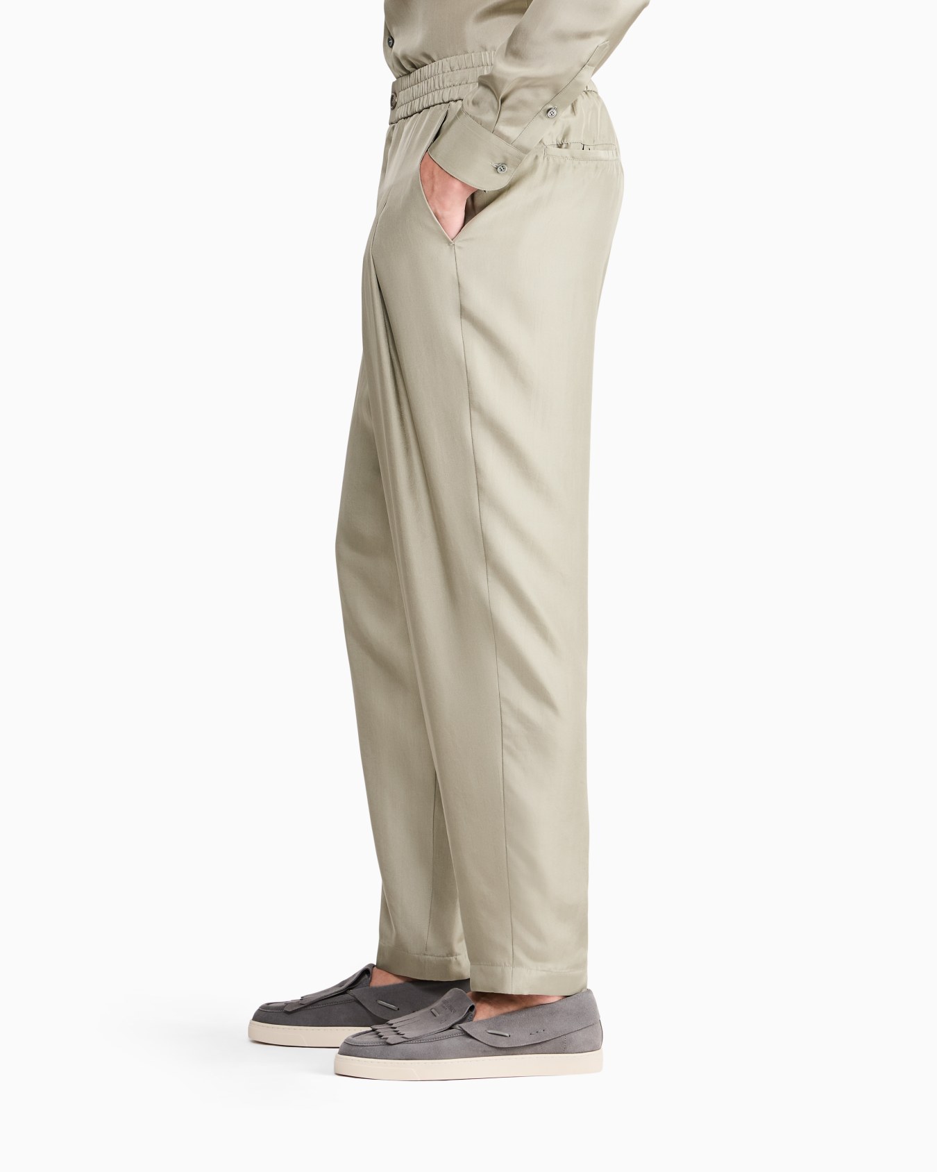 Trouser regular fit silk habotai with cupro lining Slide 7
