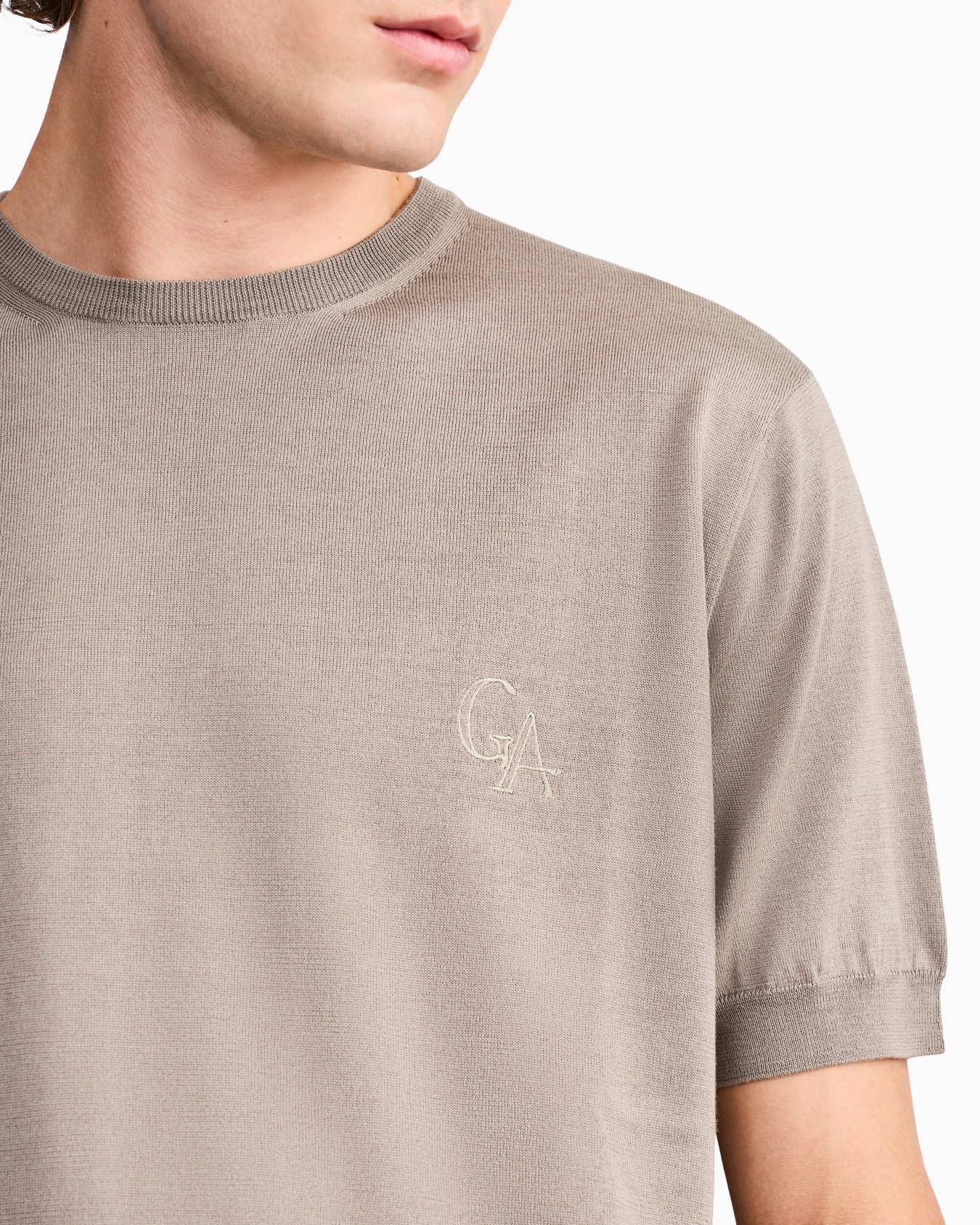 Sweater slim fit in plain knit silk and cotton Slide 6