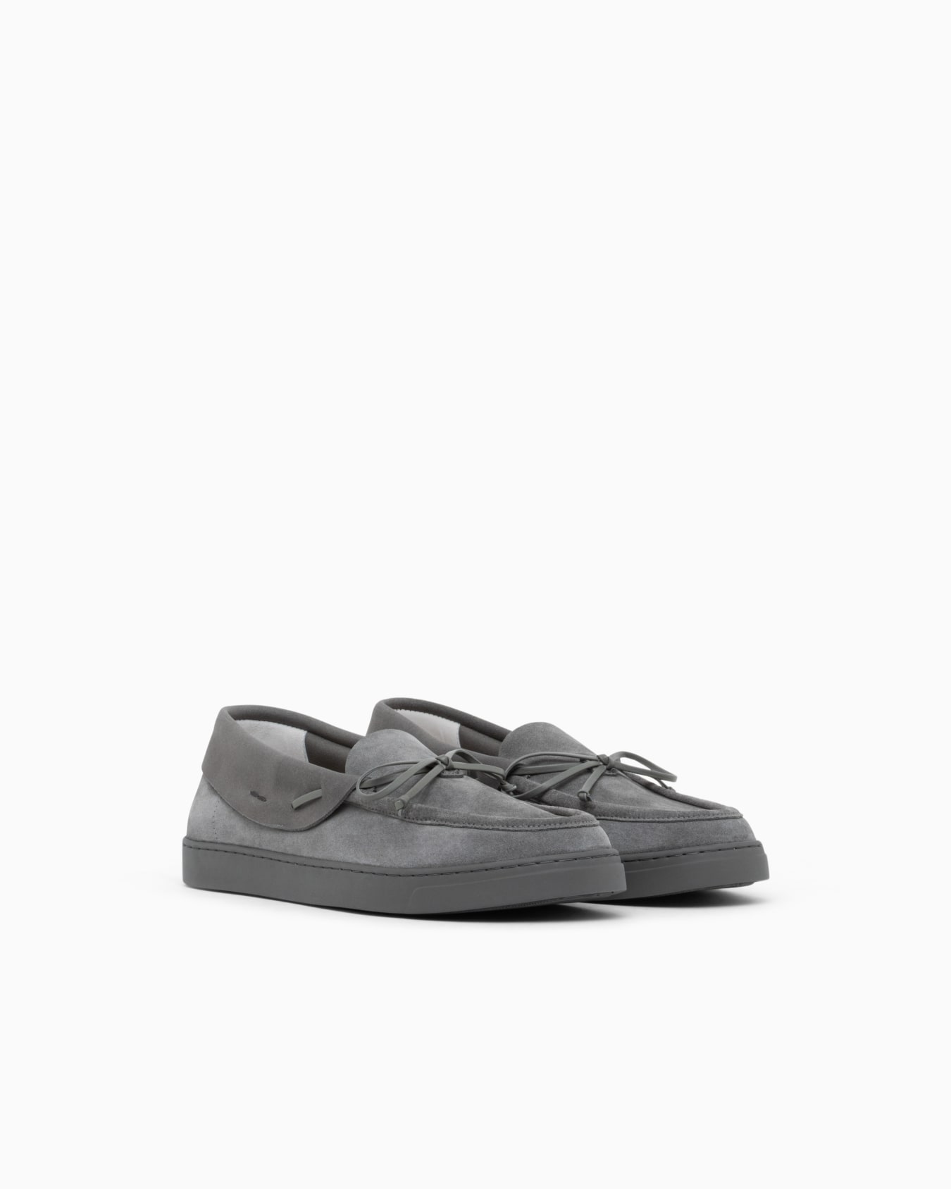 Loafer aus Wildleder mit robuster Gummisohle Folie 1