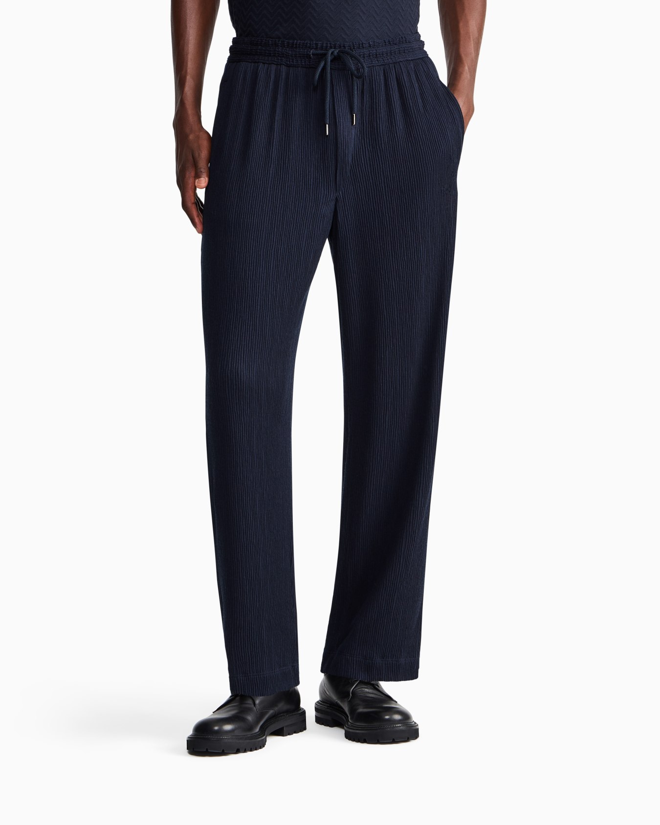 Trousers regular fit in seersucker jersey with cashmere Slide 3