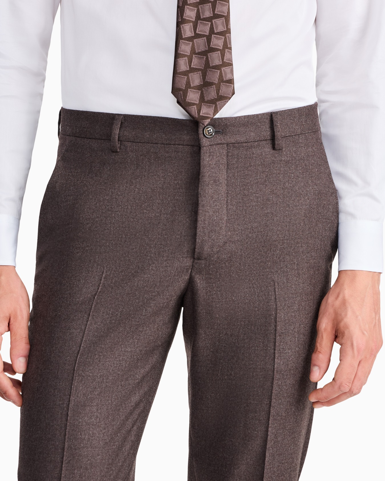 Slim-fit suit Soho in virgin wool flannel with peak lapels Slide 6