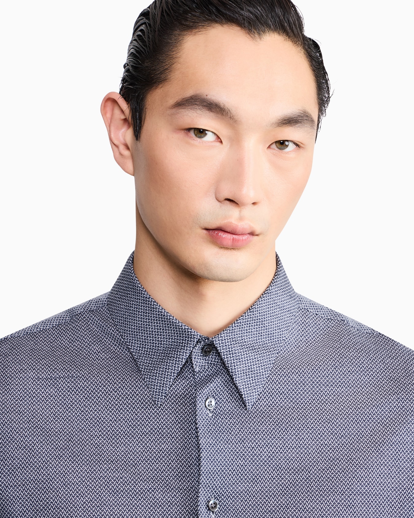 Shirt regular fit in micro jacquard cotton jersey Slide 6