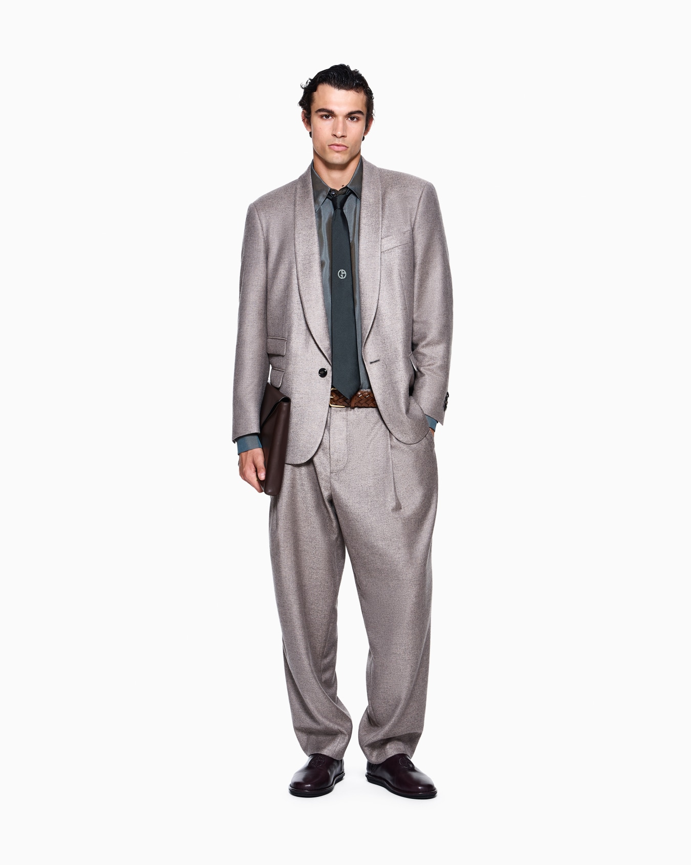 Shirt regular fit in iridescent yarn-dyed silk twill Slide 1