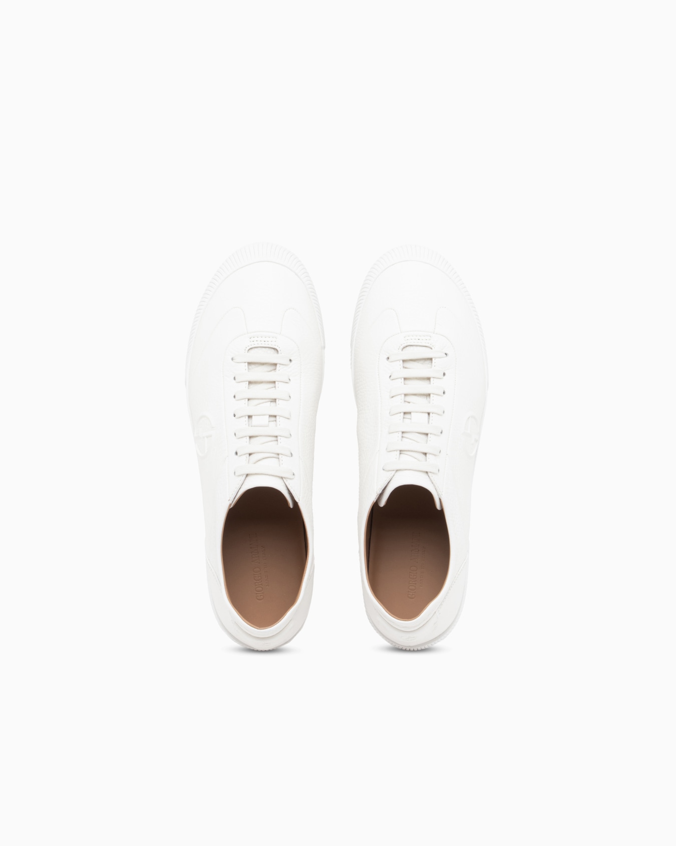 Sneaker in leather with a rubber sole Slide 2