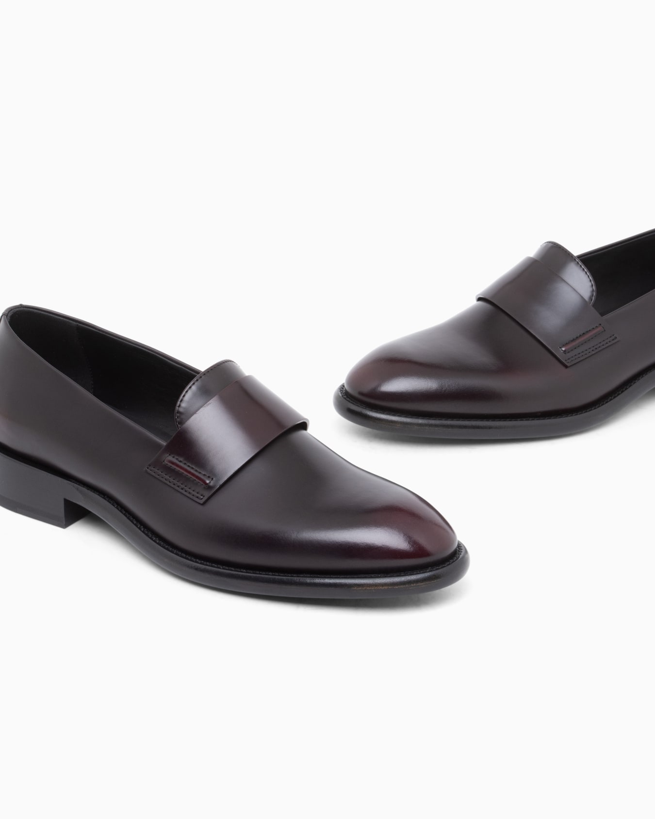Mocassins en cuir brossé à bout rond et bandeau Diapositive 4