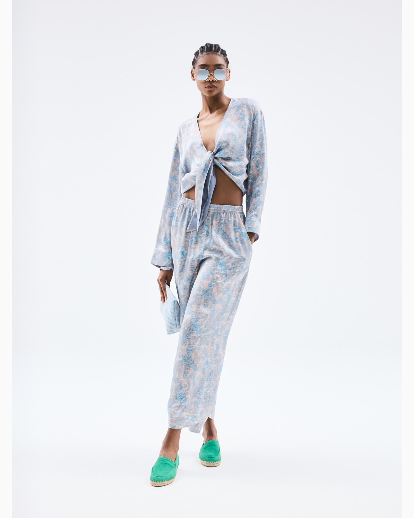 Wide printed silk trousers Slide 6
