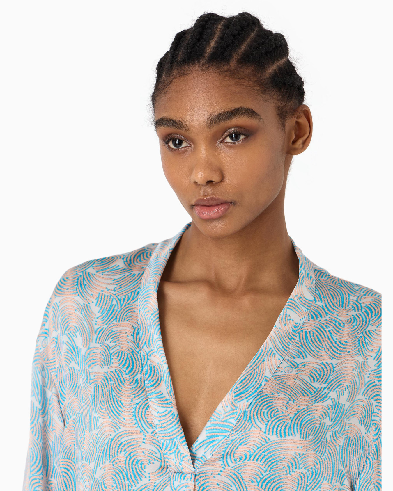 Camisa larga de seda estampada Diapositiva 4