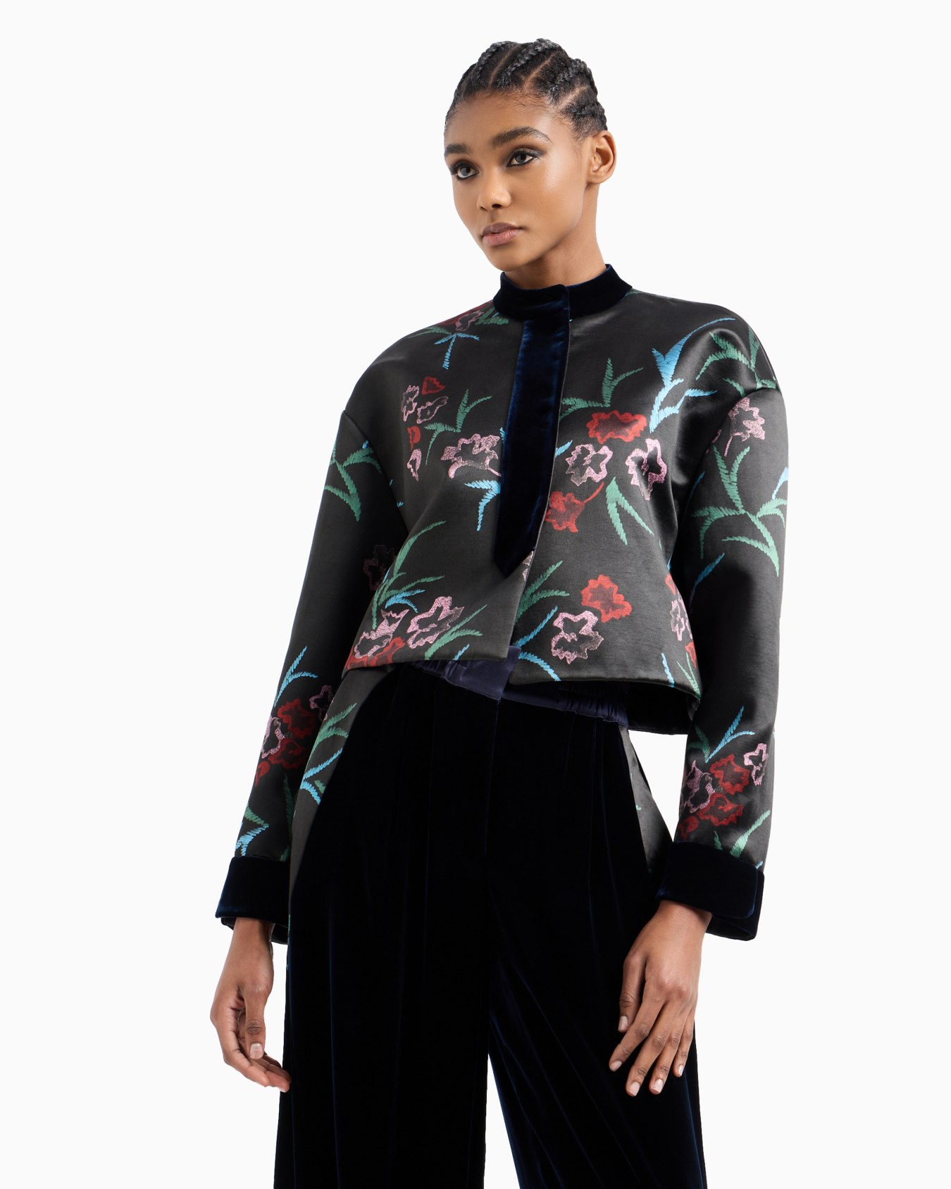 Kurze Jacke aus Samt mit Blumen-Print Folie 2