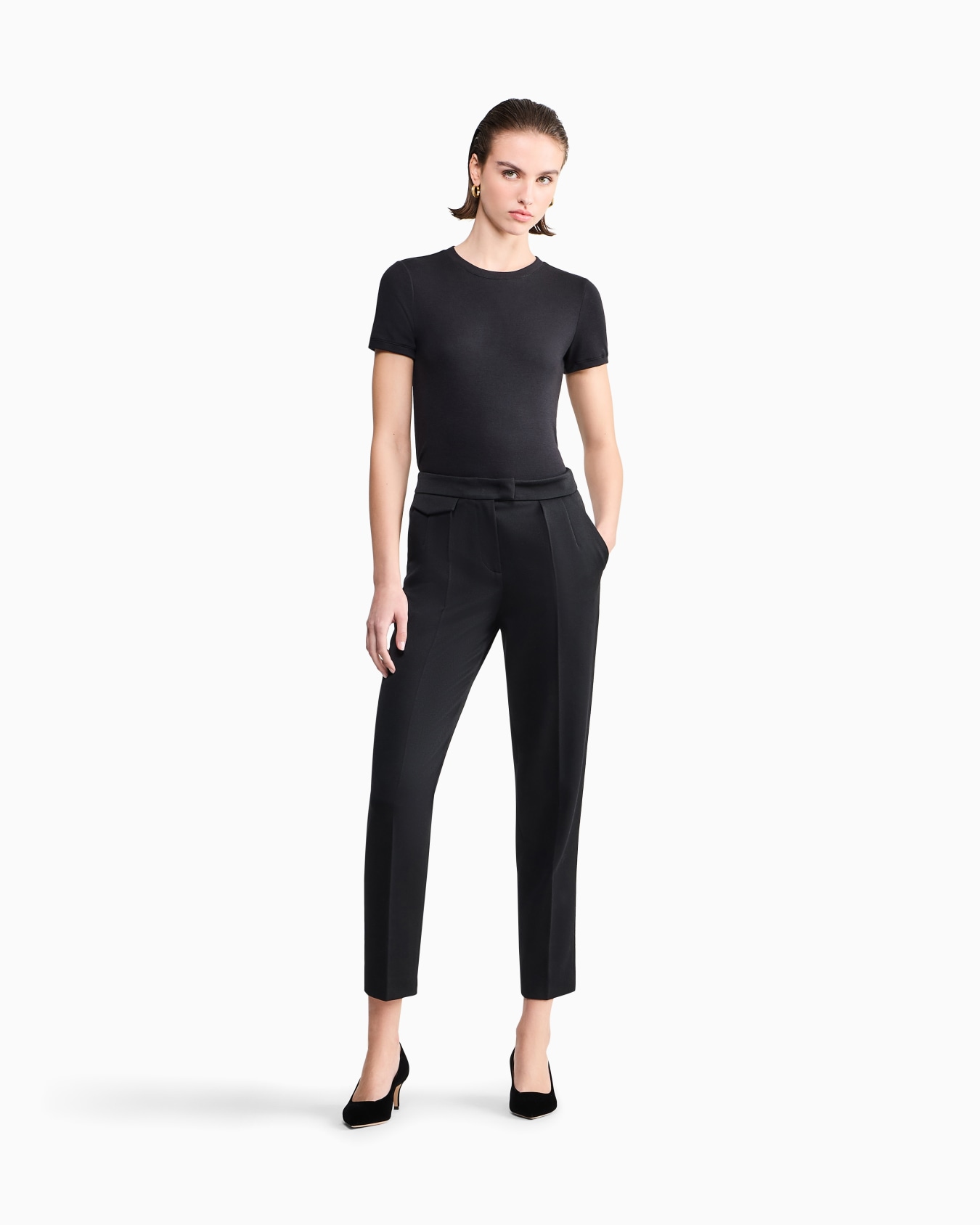 Straight trousers in virgin wool Slide 2