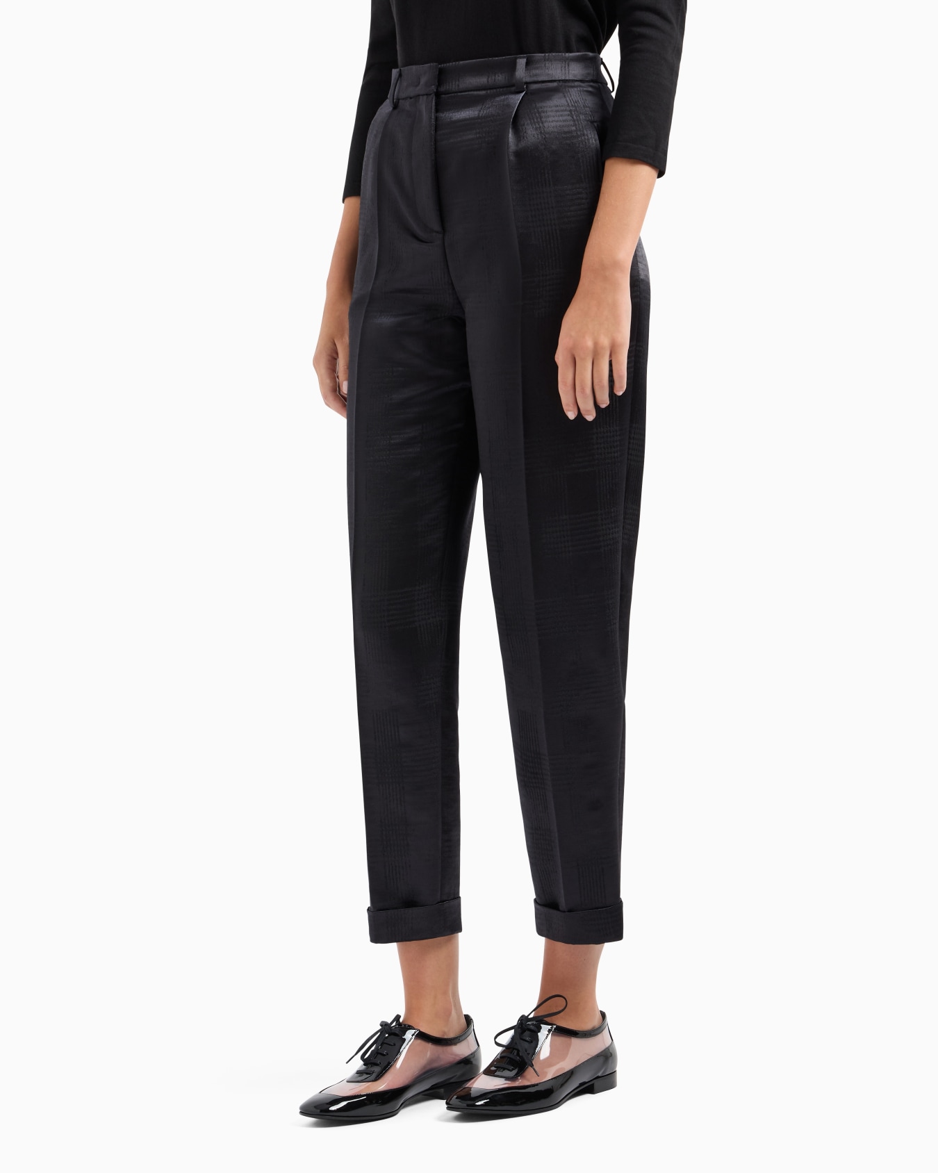 Gerade Hose mit Bundfalte, gefertigt aus fließender Wolle mit Prince-of-Wales-Muster Folie 1