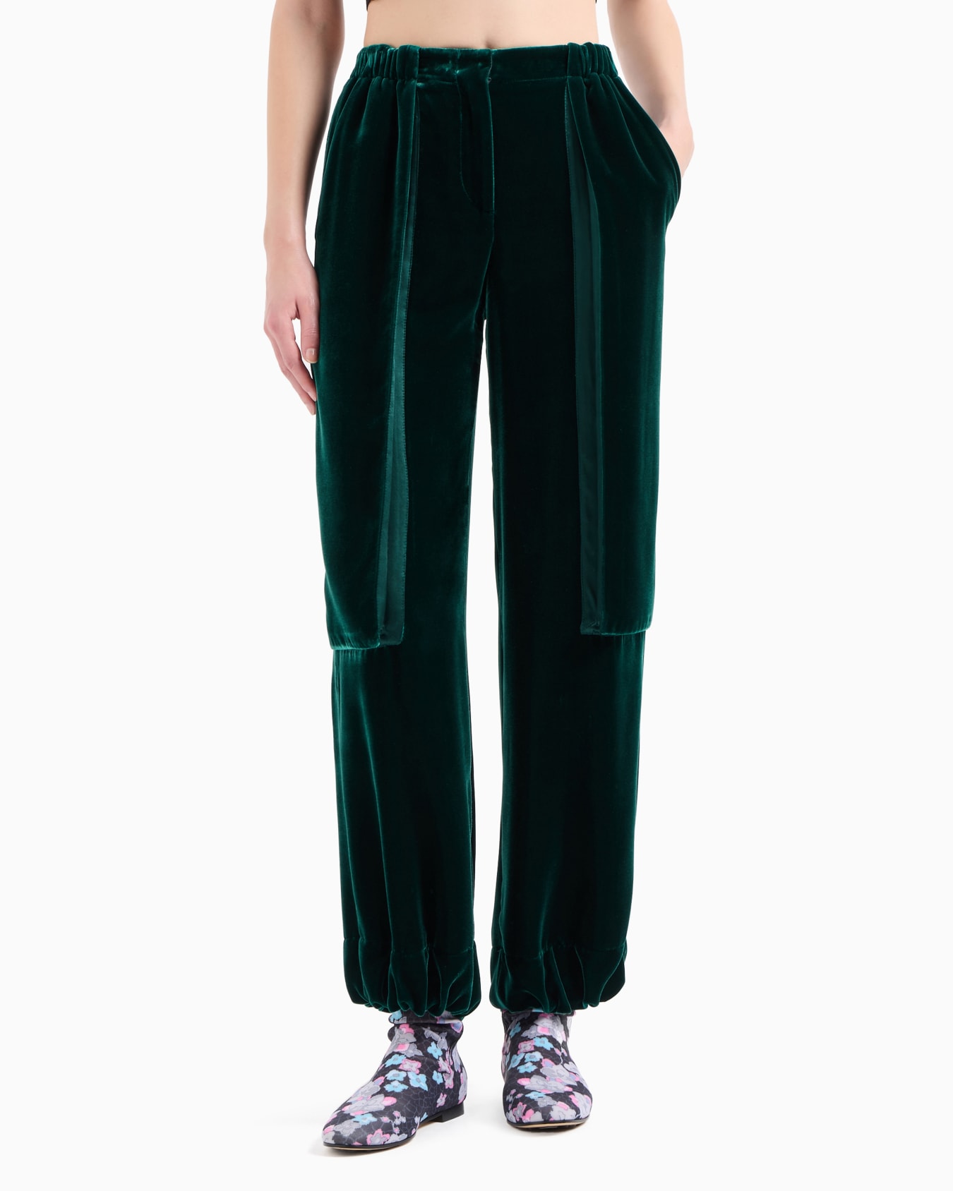 Weiche Samthose Folie 1