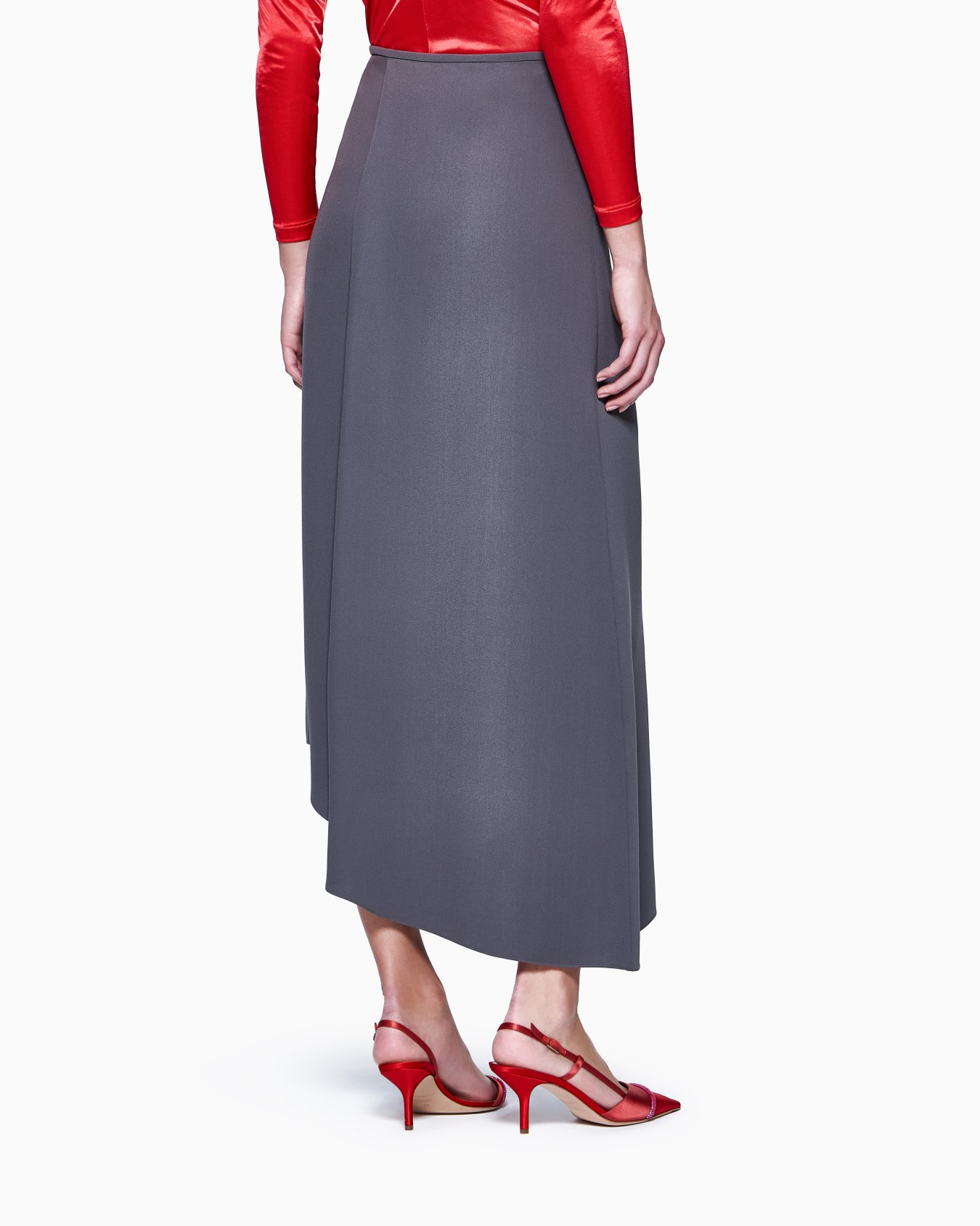 Asymmetrischer Midirock aus Seidencrêpe Folie 2