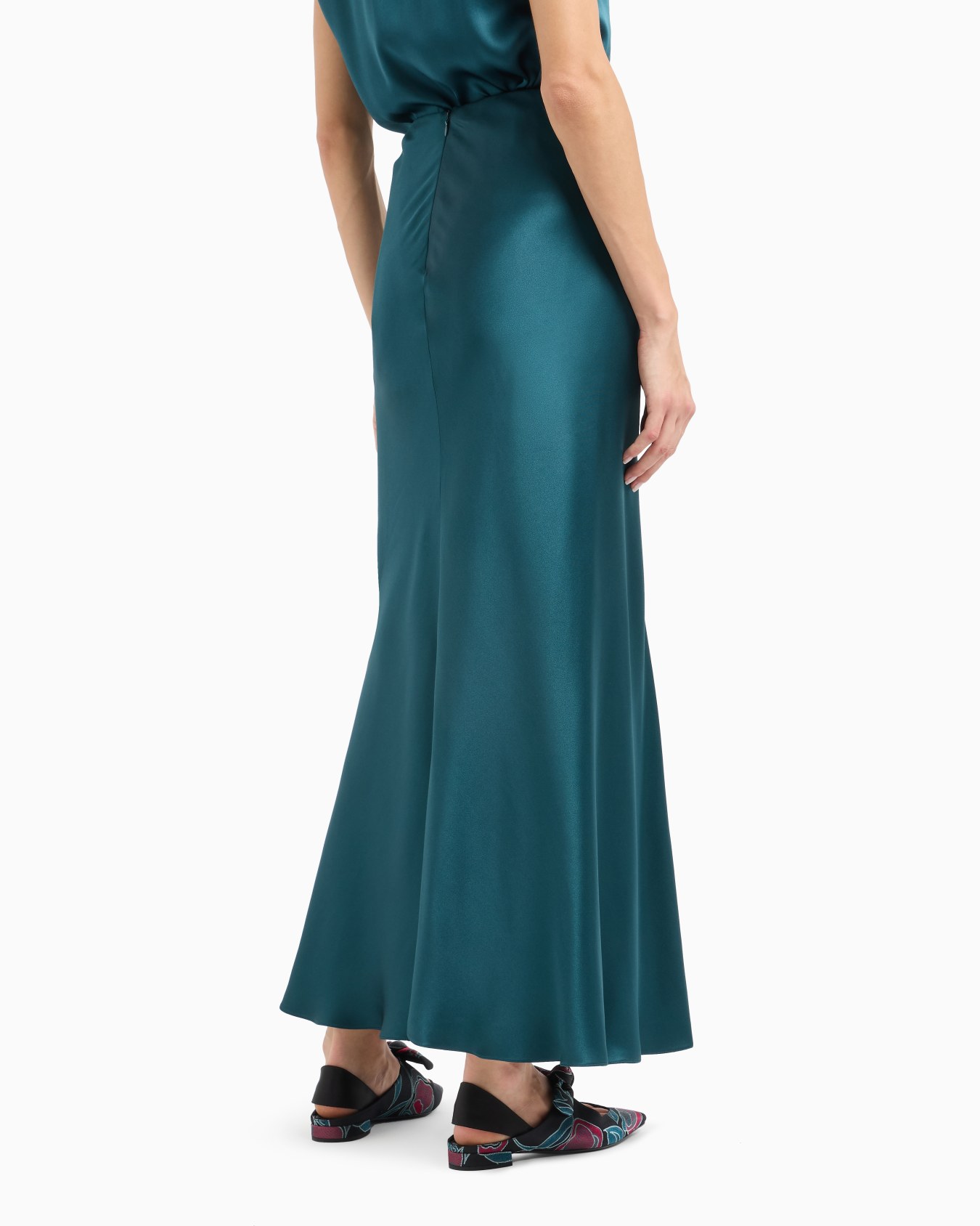 Gonna longuette in doppio raso di seta Slide 2