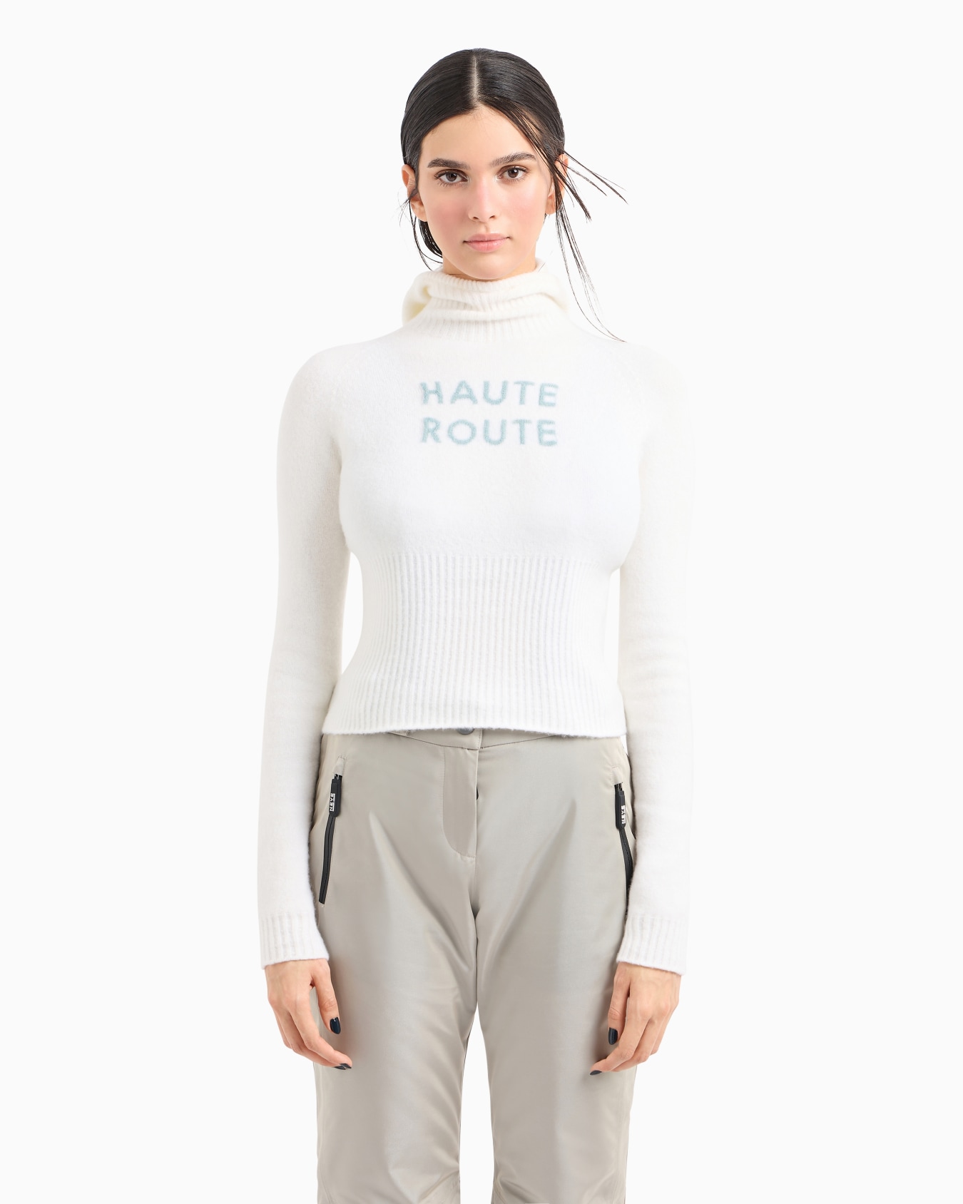 Giorgio Armani Neve hooded jumper in a blend of cashmere and virgin wool Slide 4