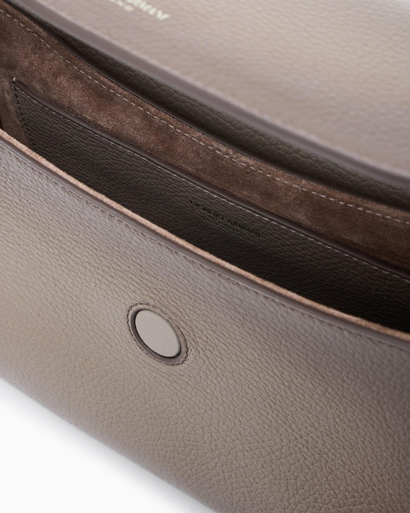 Small la Prima Soft bag in gradient pebbled calfskin Slide 3