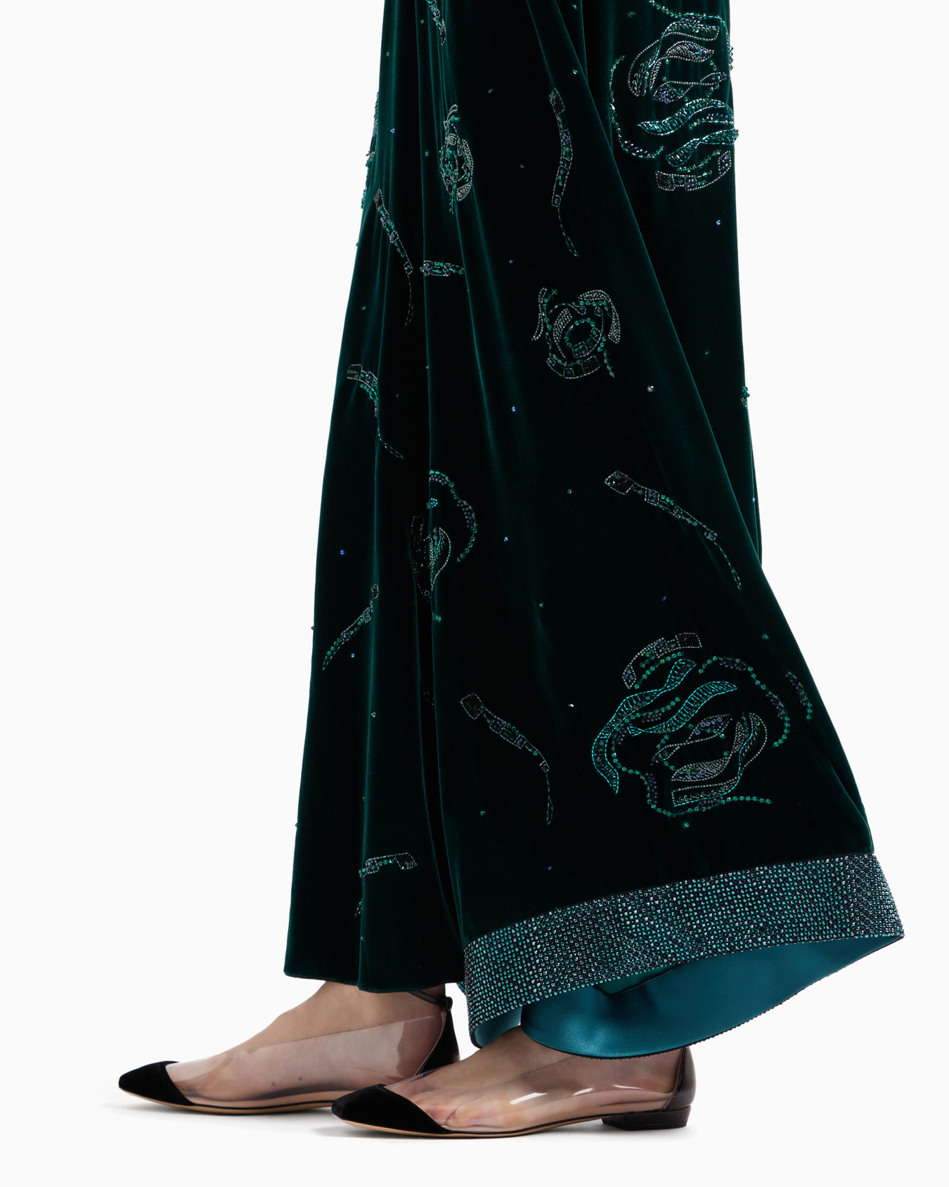 Velvet bustier dress with crystal embroidery Slide 4