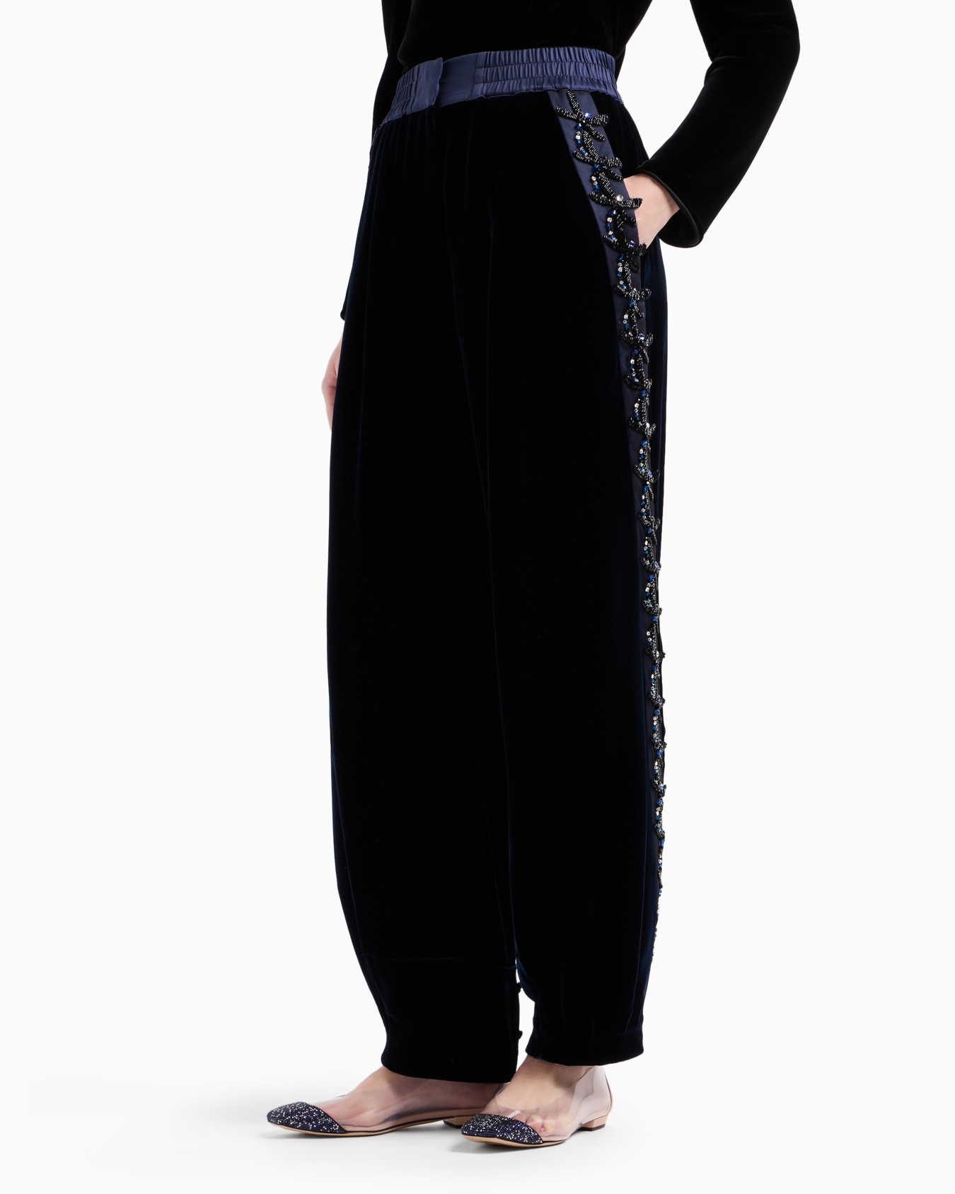 Velvet trousers with dragonfly embroidery Slide 4