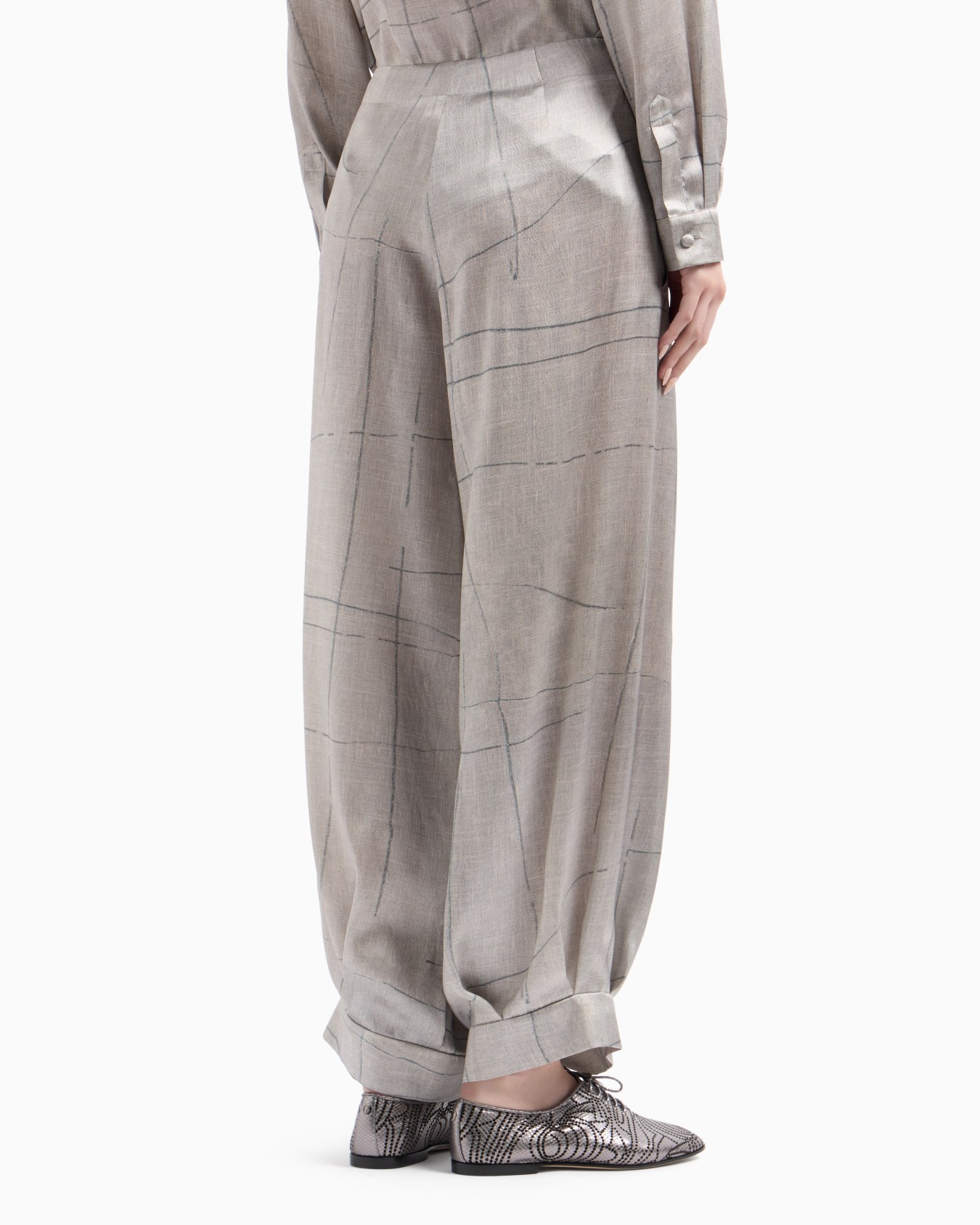 Wide-leg trousers in printed silk satin Slide 3