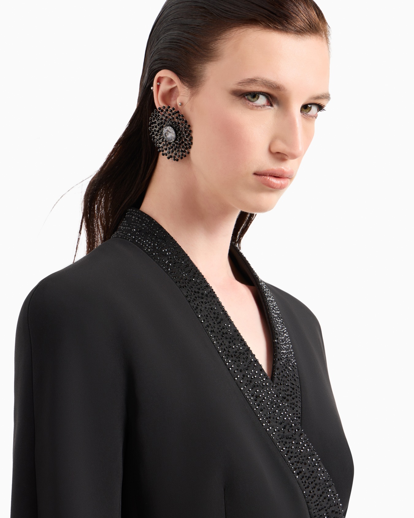 Single-breasted jacket in silk cady with applied crystals Slide 6