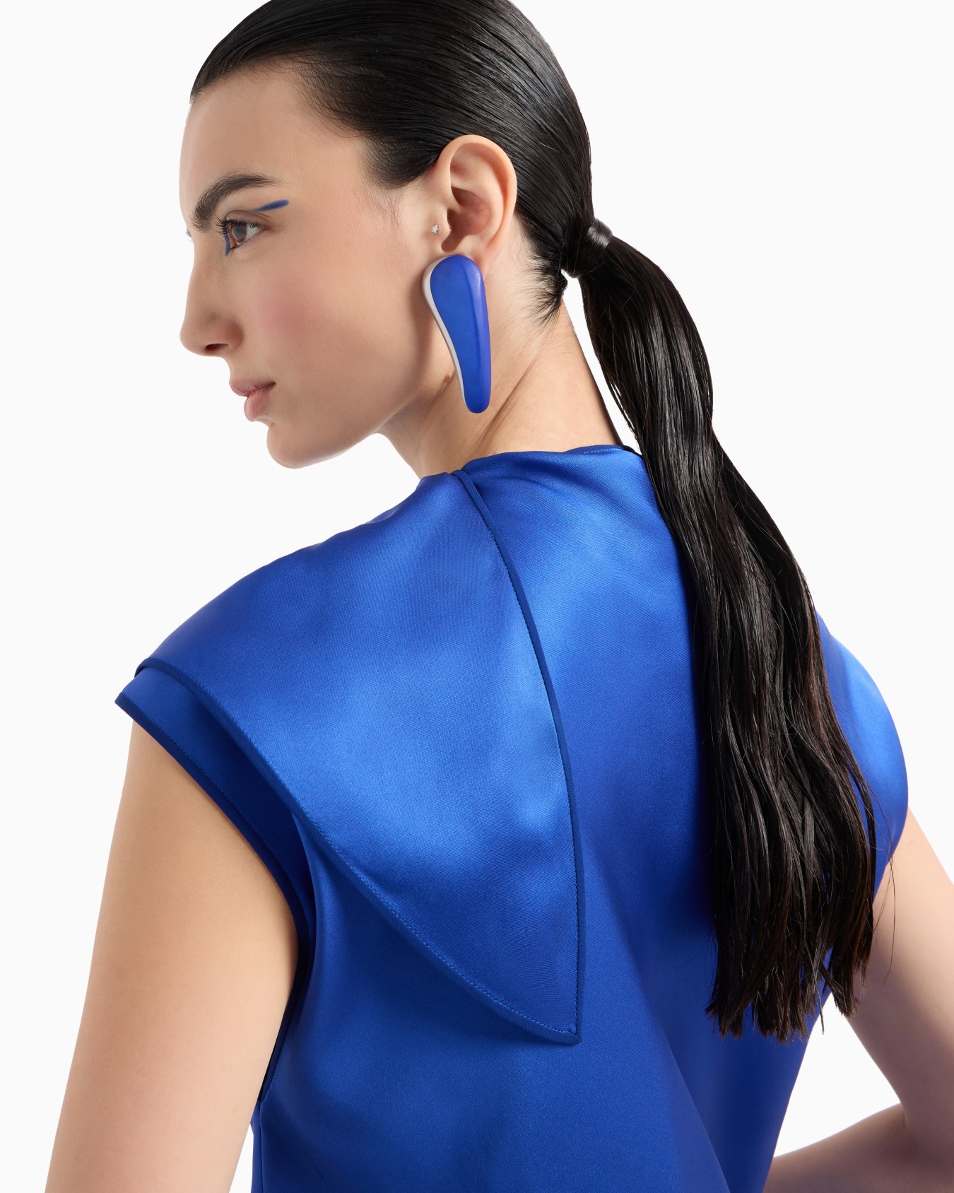 Blouse in double silk satin Slide 5