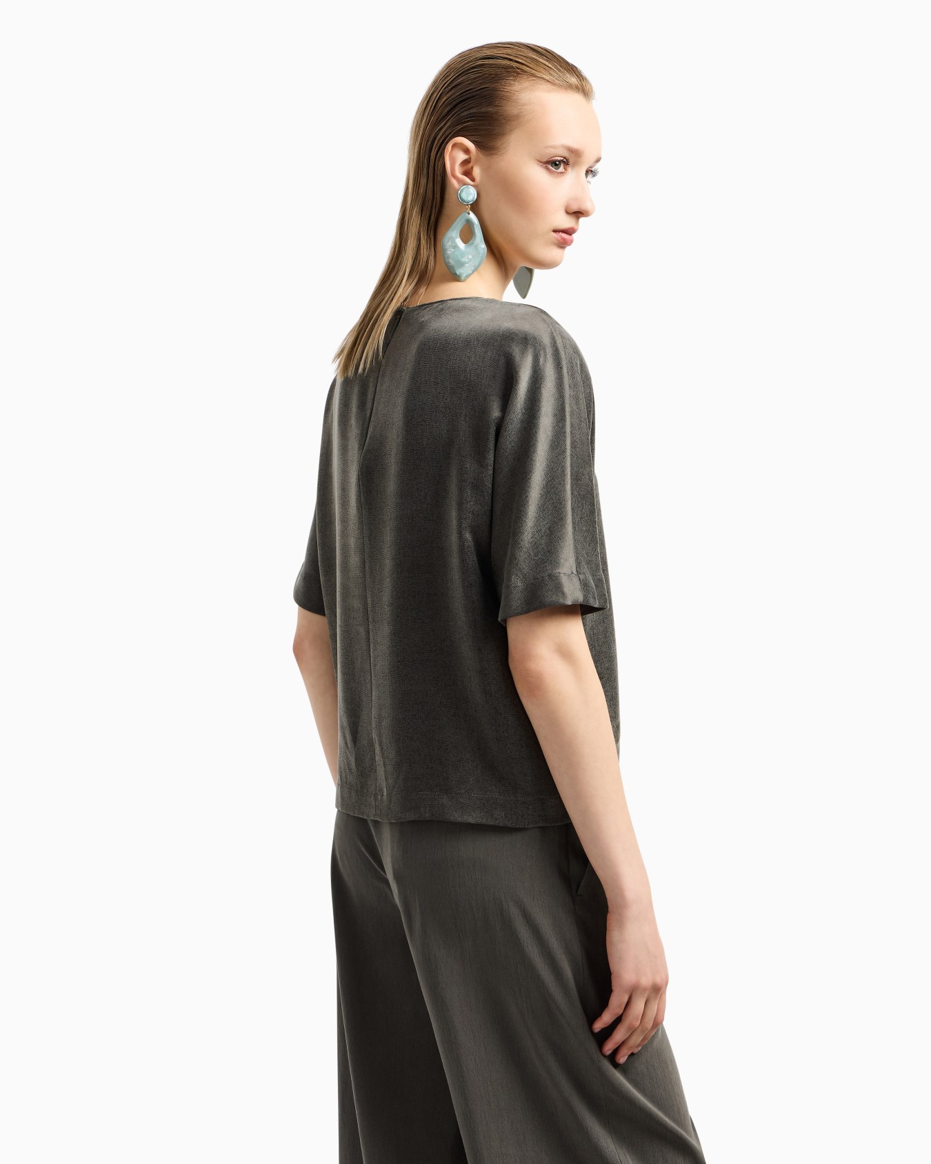 Cupro and viscose crew-neck blouse Slide 2