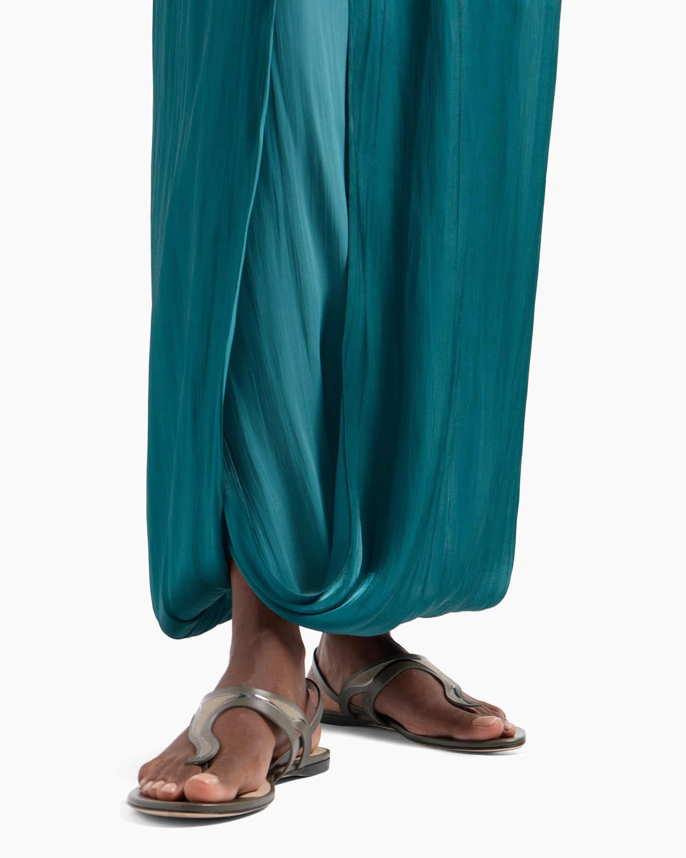 Long skirt in double silk satin Slide 5