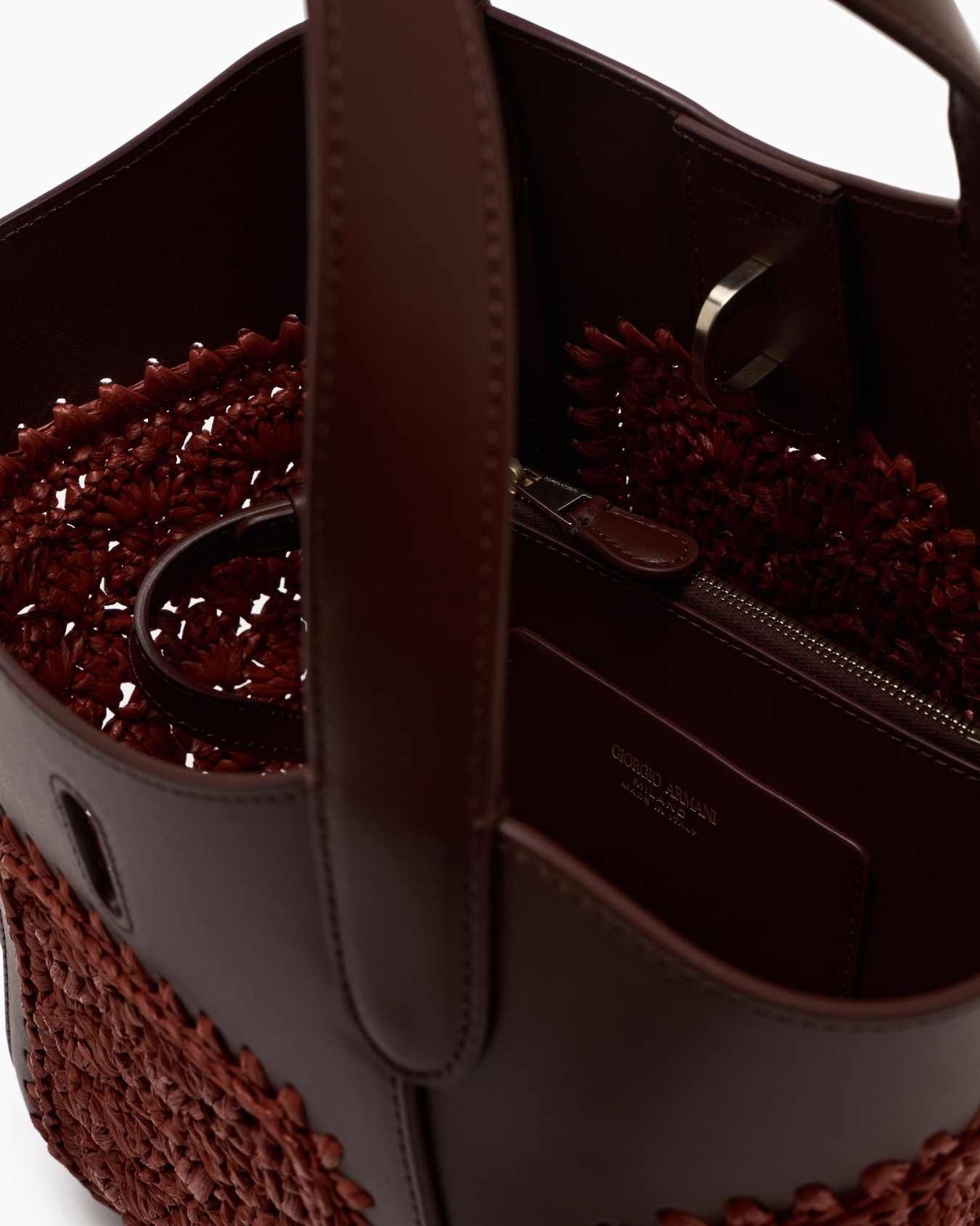 Petit sac à main en cuir et raphia en point éventail Diapositive 3