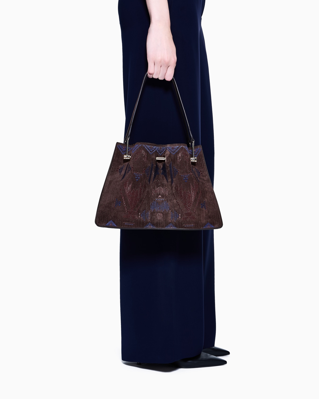 Small embroidered suede shopper bag Slide 5