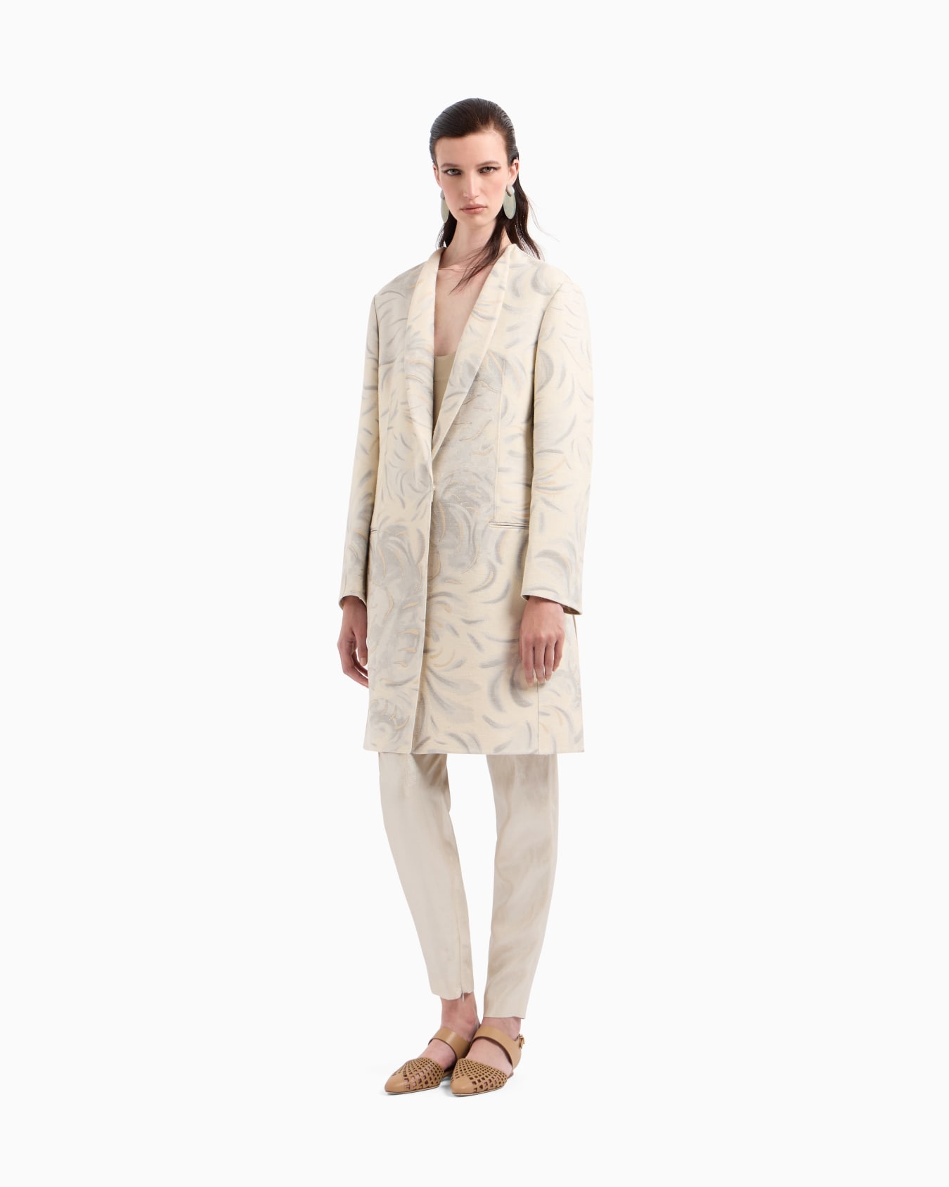 Fil coupé tussah silk overcoat Slide 4