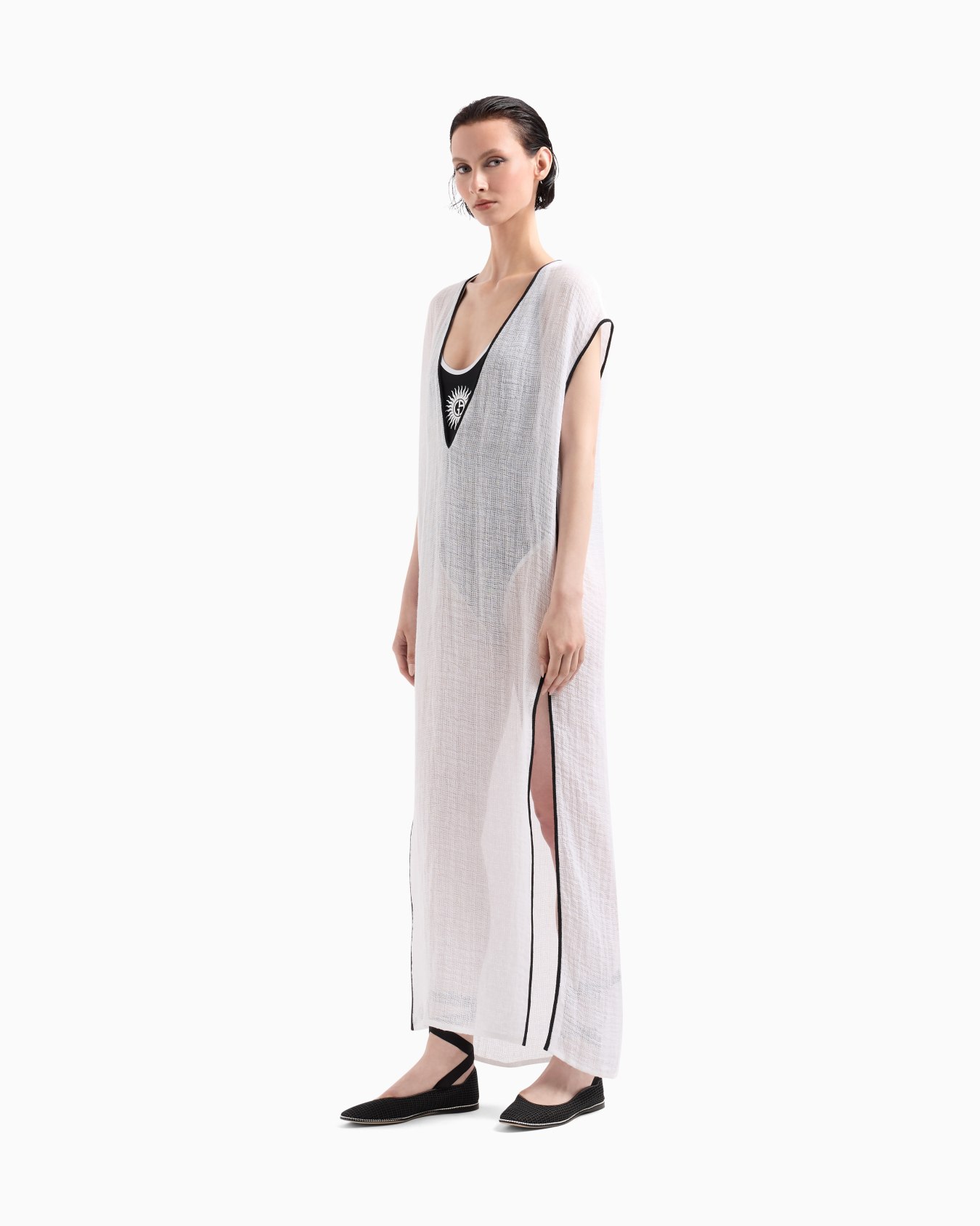 Langes Kleid aus Mesh-Leinenmischgewebe Folie 3