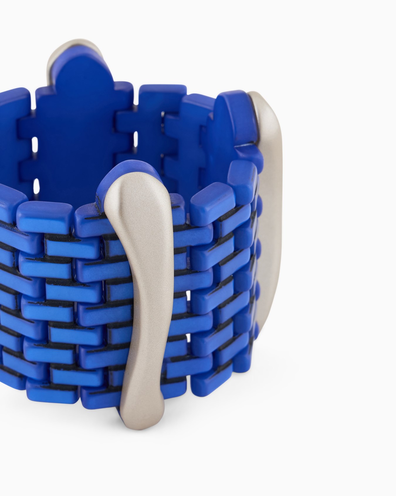 Elasticated bracelet with gradient elements Slide 1