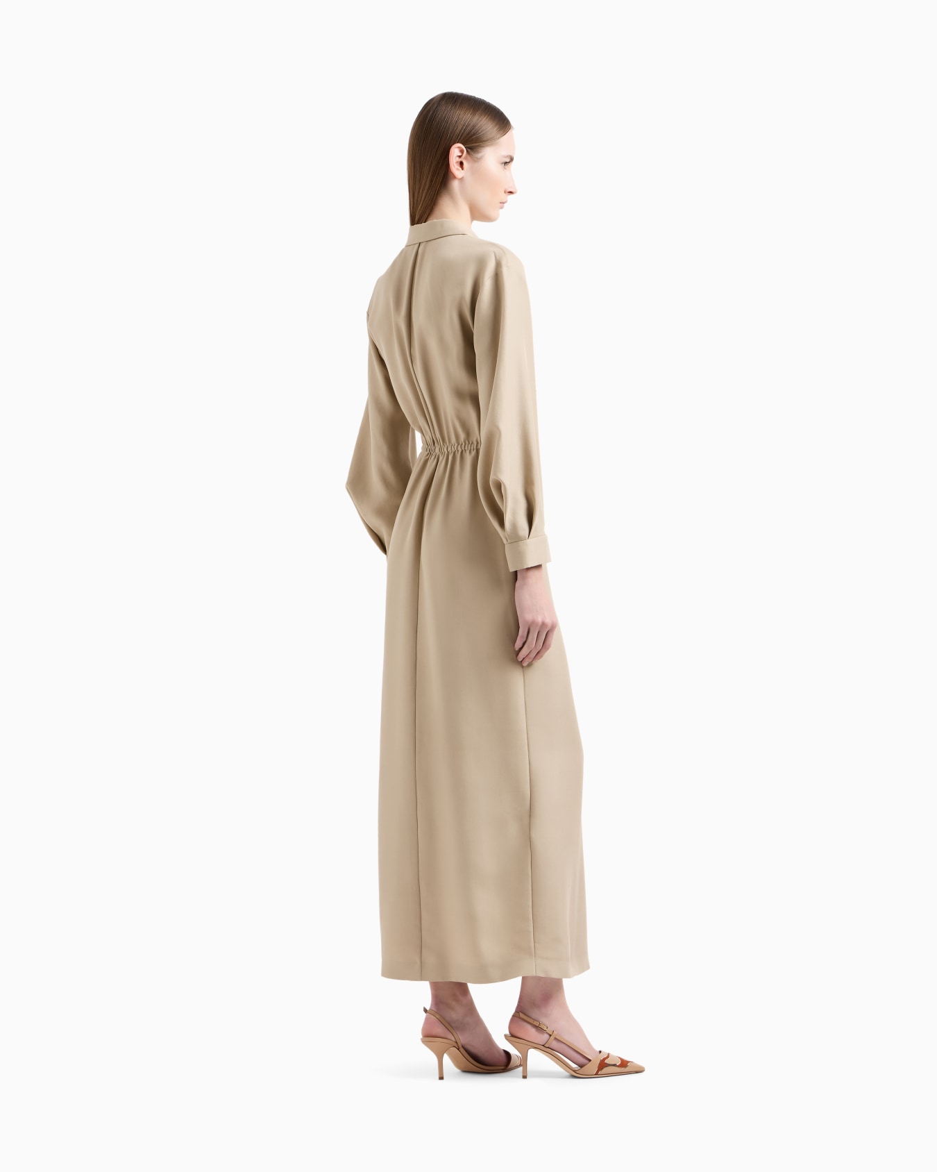 Long dress in washed silk shantung Slide 2
