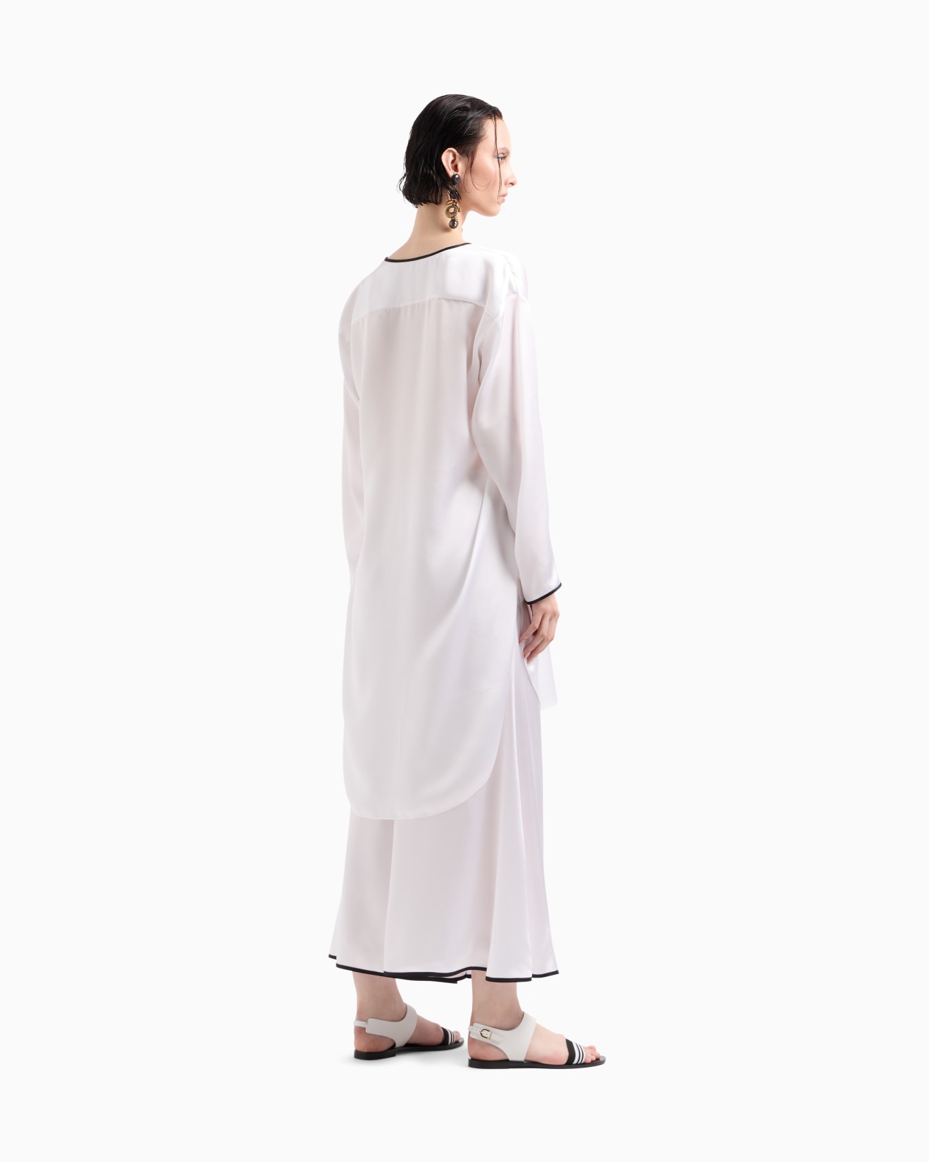 Silk satin long shirt Slide 2