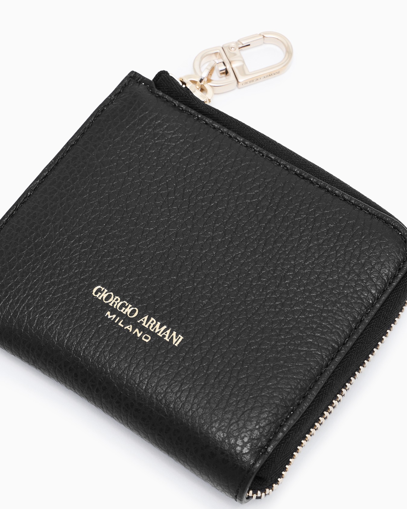 Small wrap-around zip wallet in pebbled calfskin Slide 3