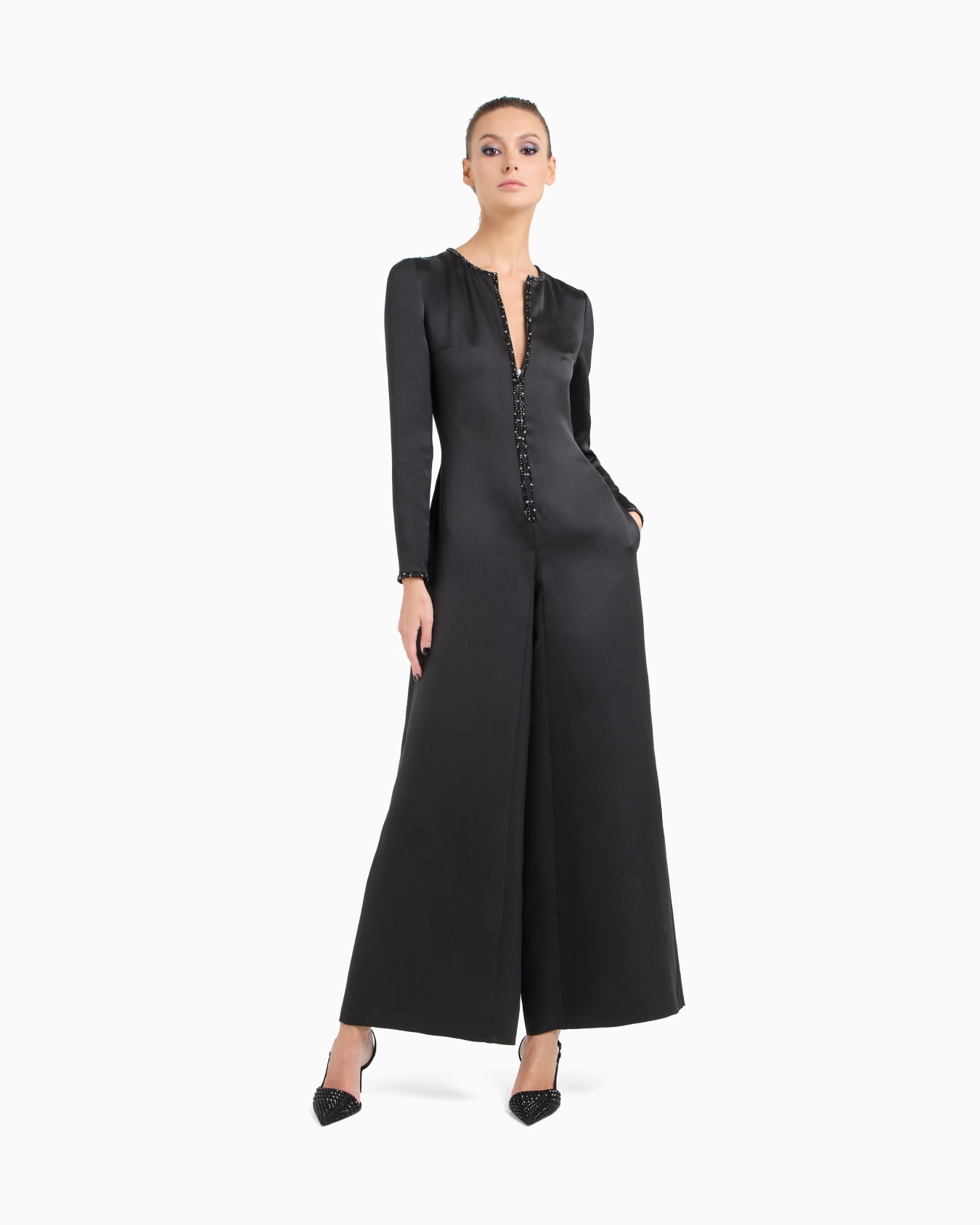 Silk jumpsuit with embroidered details Slide 3