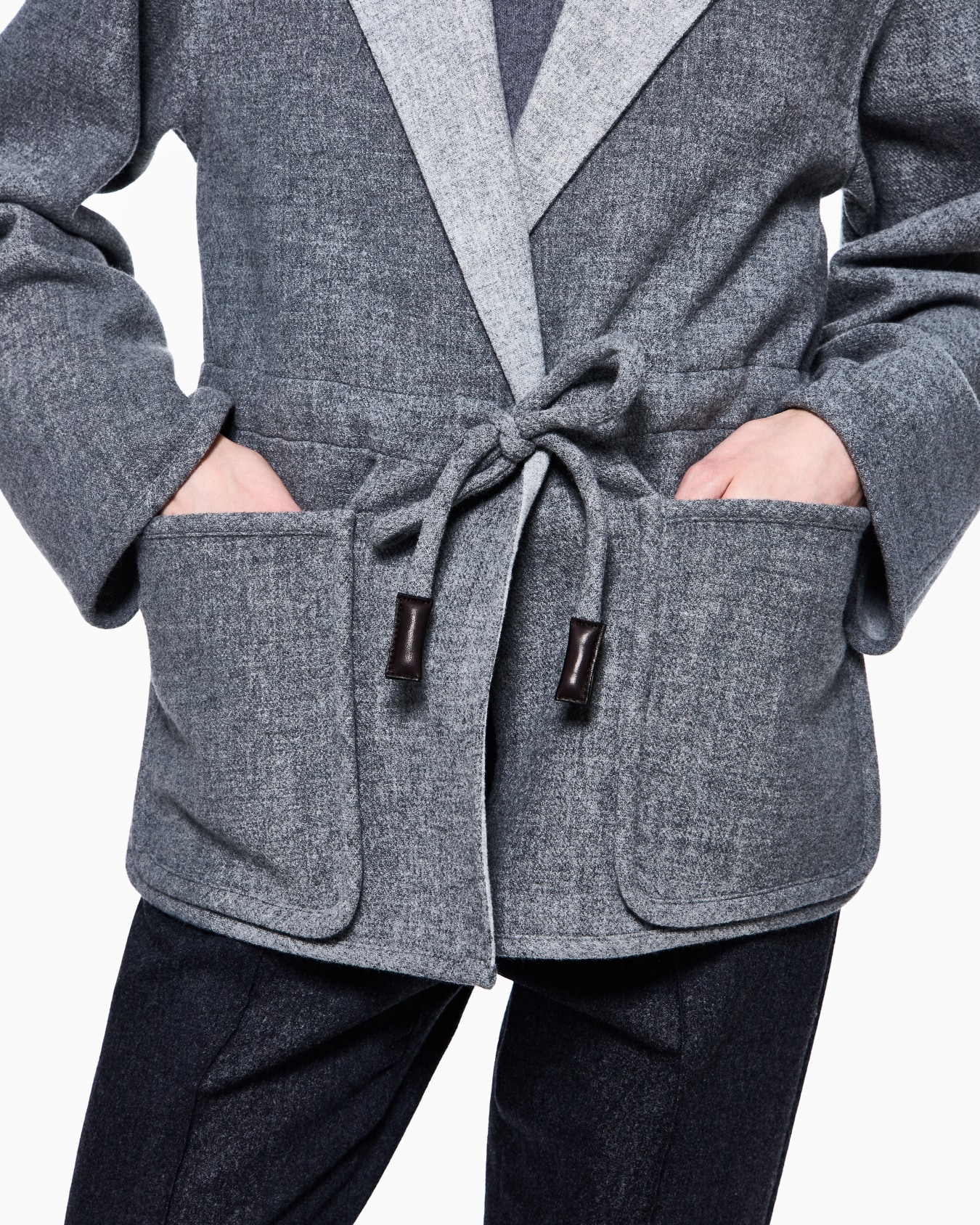 Single-breasted jacket in wool and cashmere double cloth Slide 4