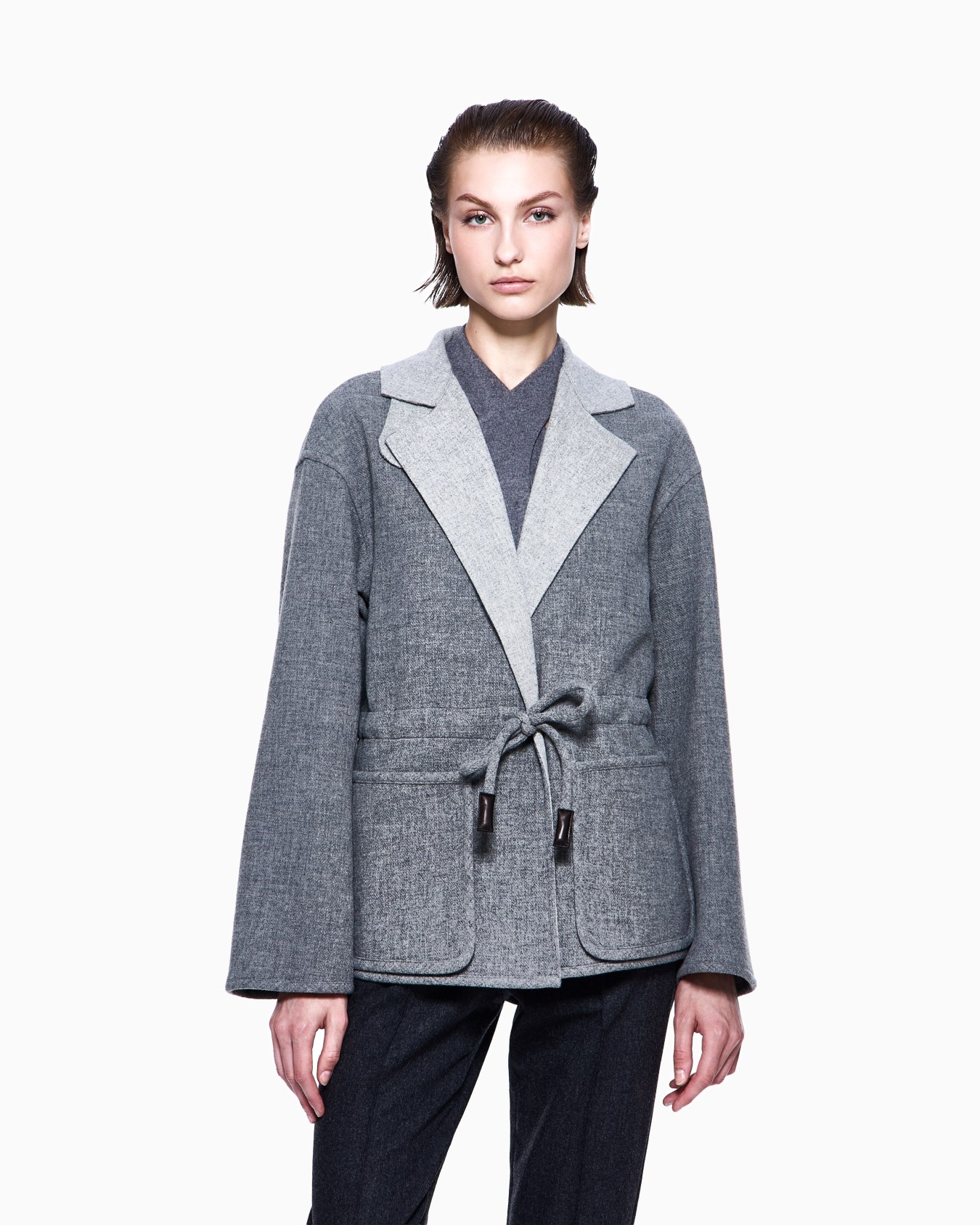 Single-breasted jacket in wool and cashmere double cloth Slide 3