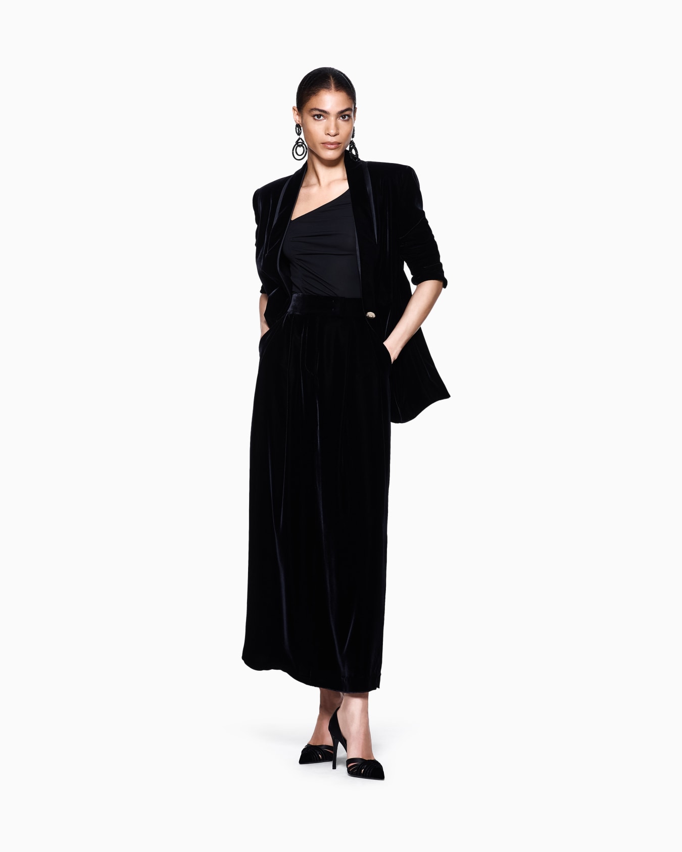 Single-breasted jacket in velvet  Slide 1