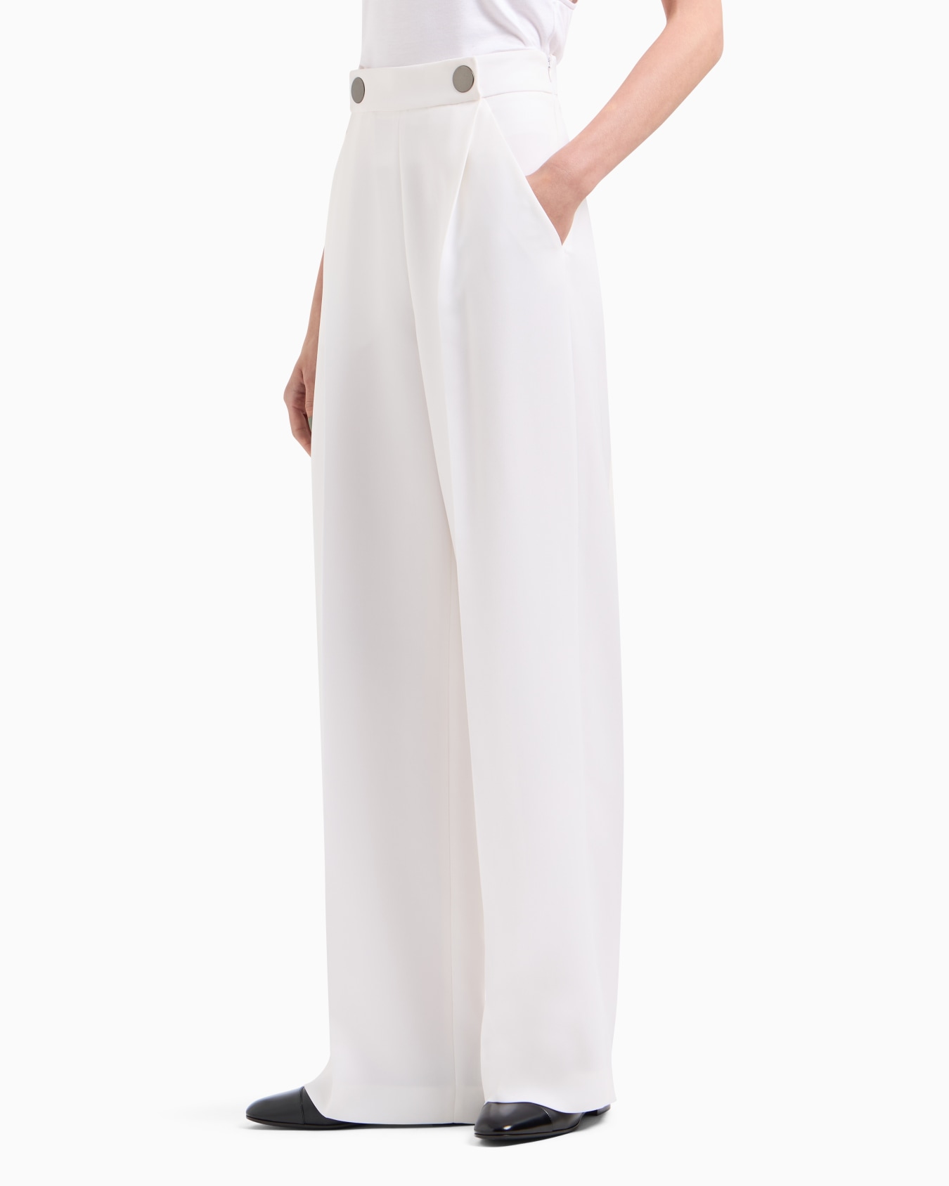 Pantalones de una pinza de cady de crepé de seda Diapositiva 4