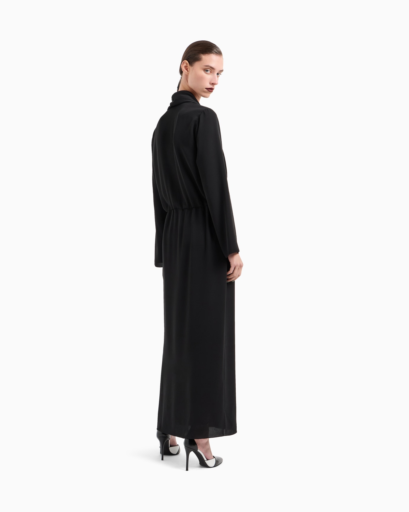 Robe longue en soie  Diapositive 3