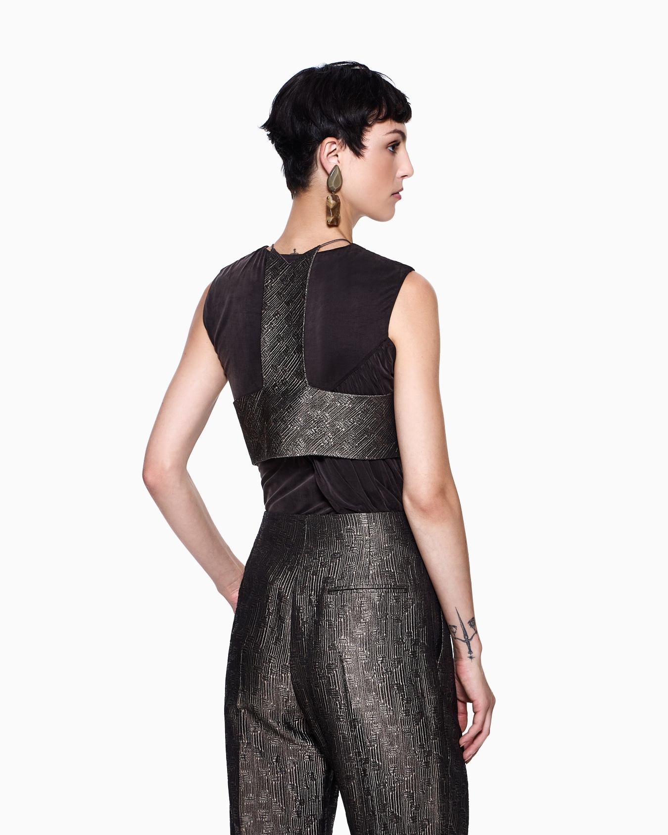 Jacquard silk and wool micro top Slide 2