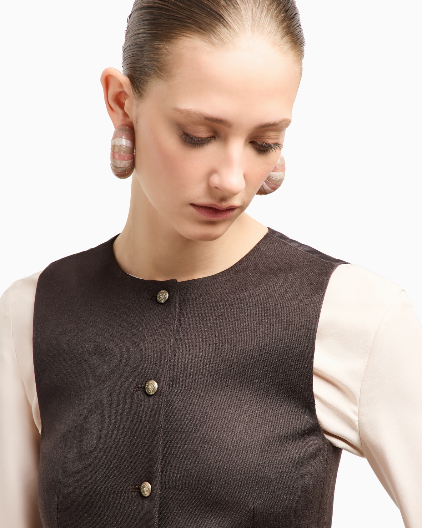 Single-breasted wool waistcoat Slide 5