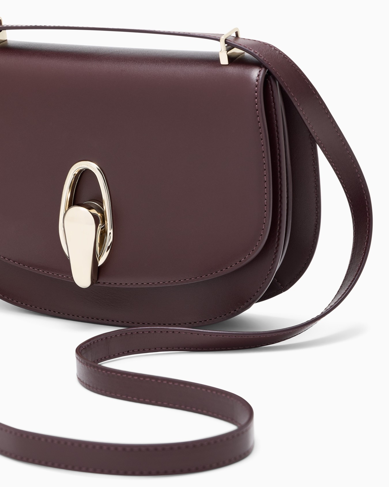 Schultertasche aus Leder Folie 4