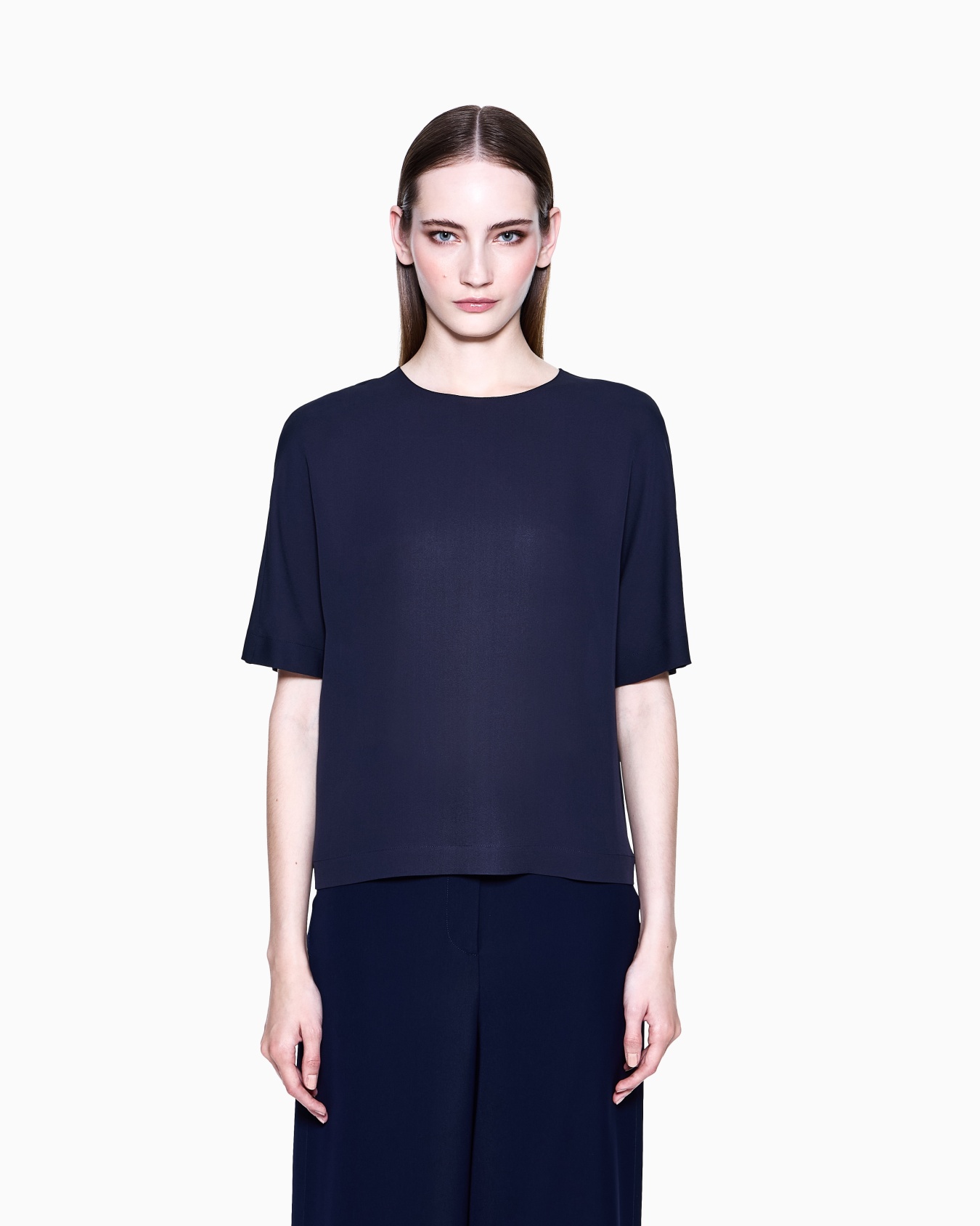 Triple silk georgette crew-neck blouse Slide 3