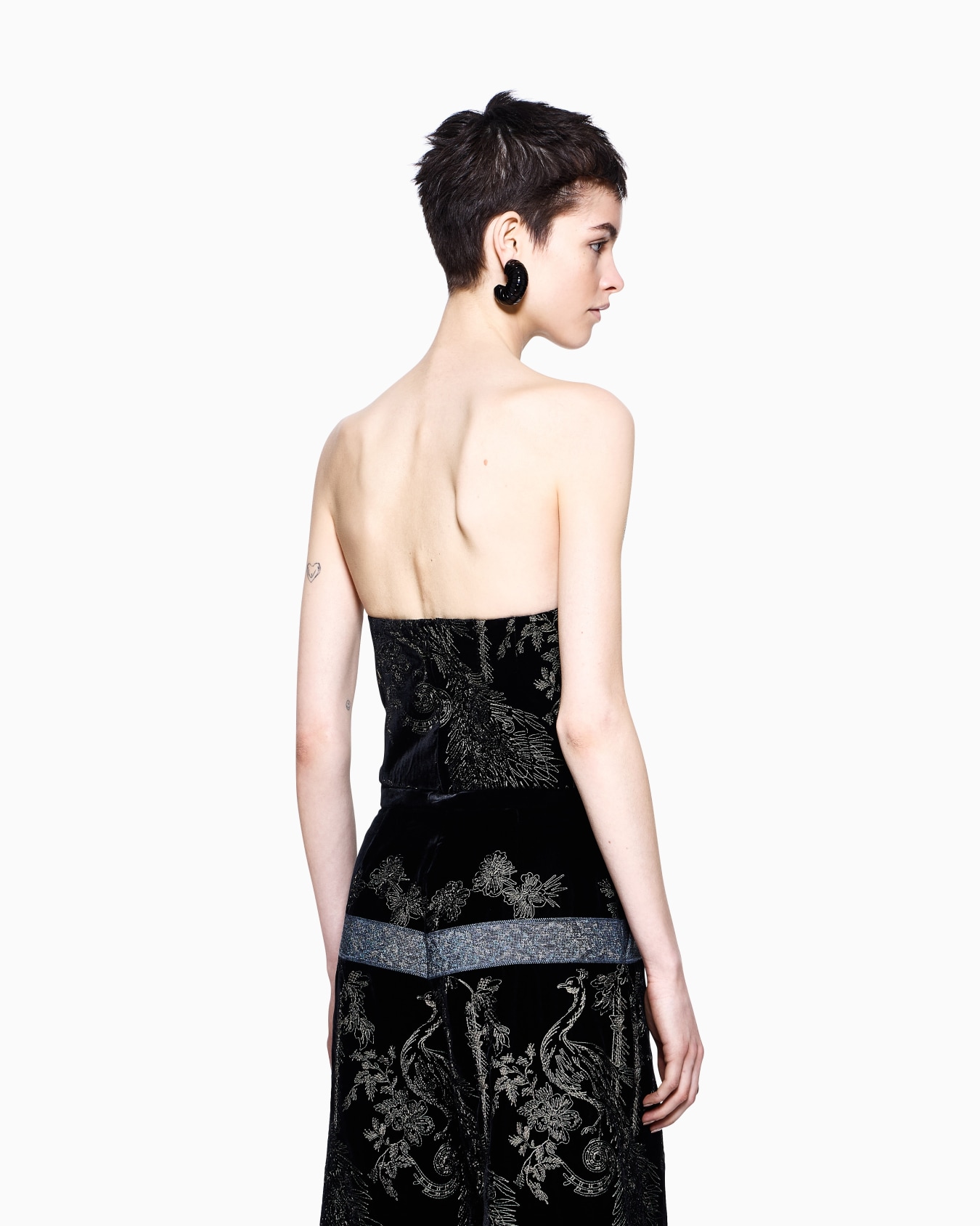 Embroidered velvet bustier top Slide 3