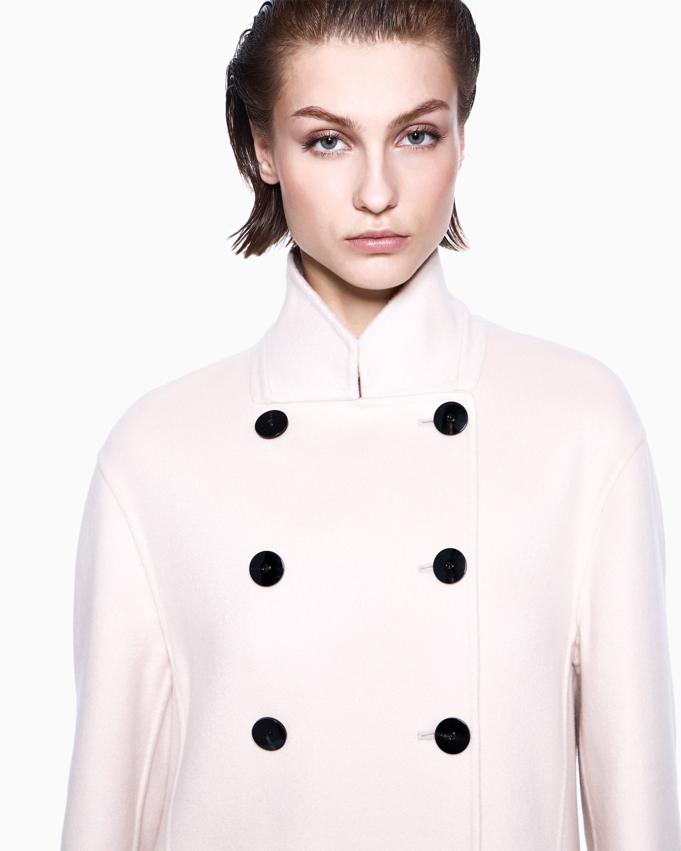 Double-breasted cashmere double cloth coat Slide 3