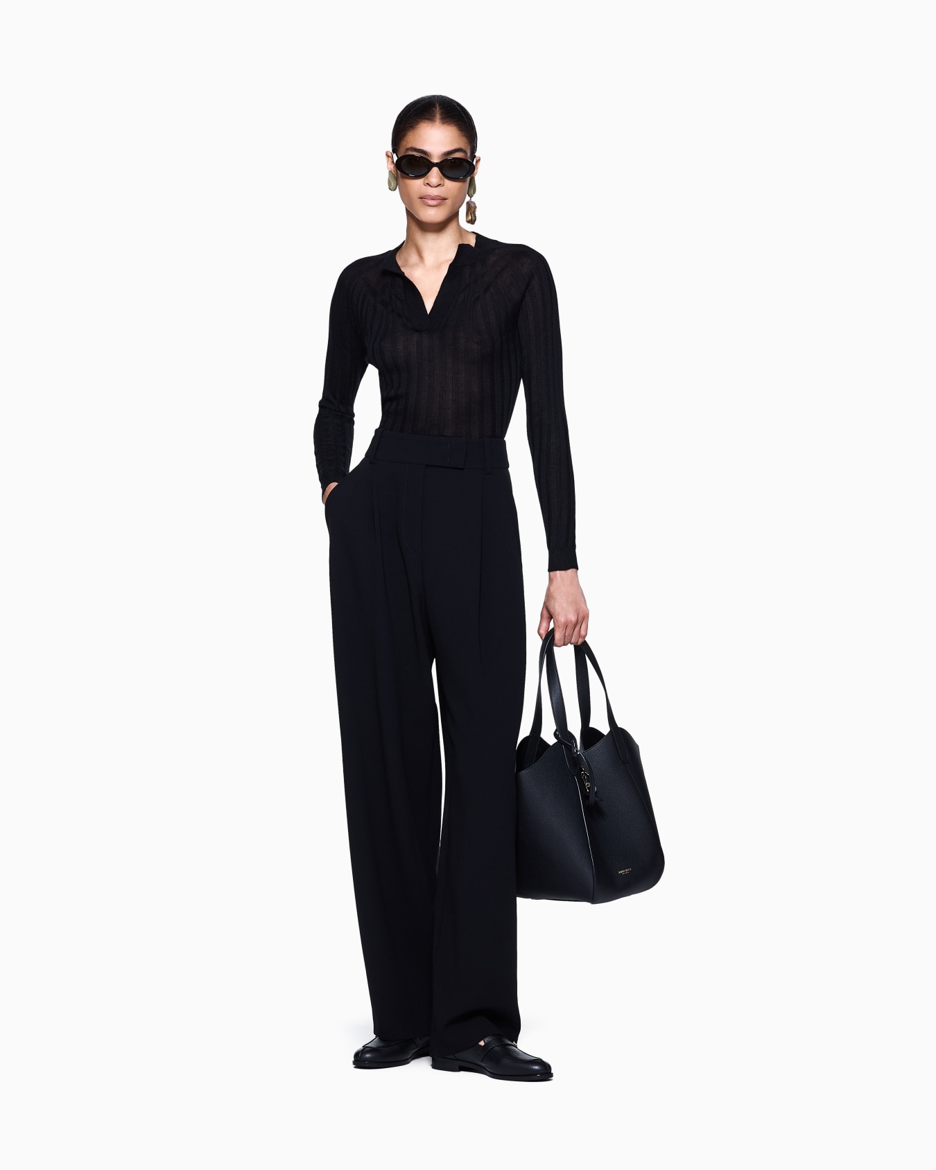 Pantalon à deux pinces en laine vierge stretch Diapositive 1